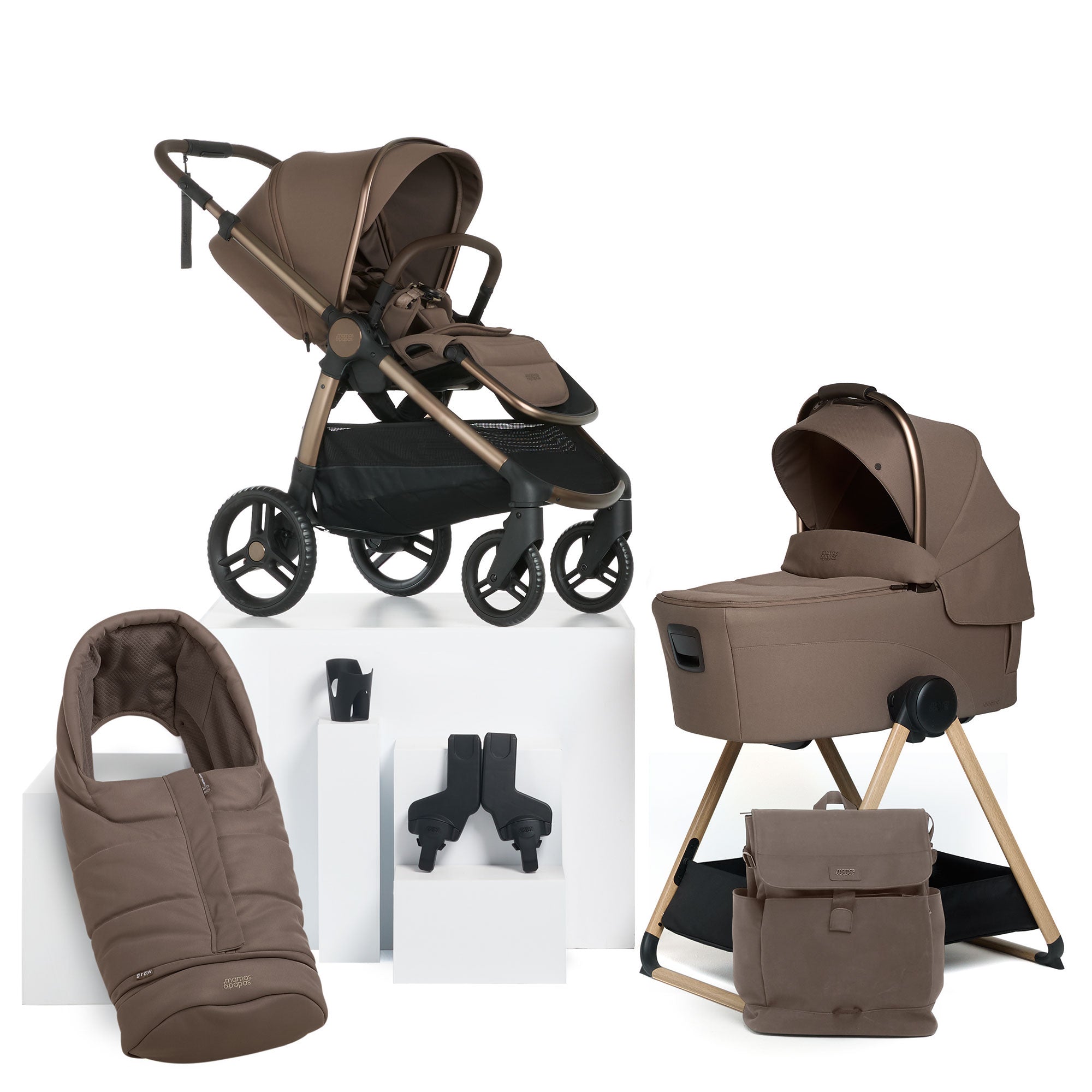 Mamas & Papas Ocarro 2 8-Piece Essentials Kit in Crema