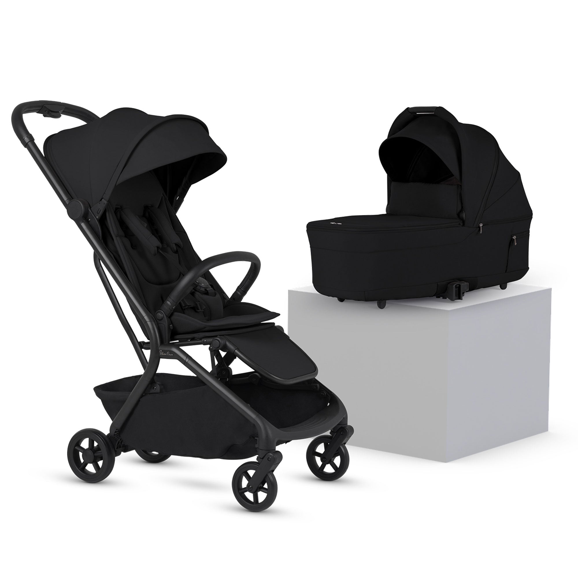 Silver Cross Nia Stroller with Carrycot in Onyx
