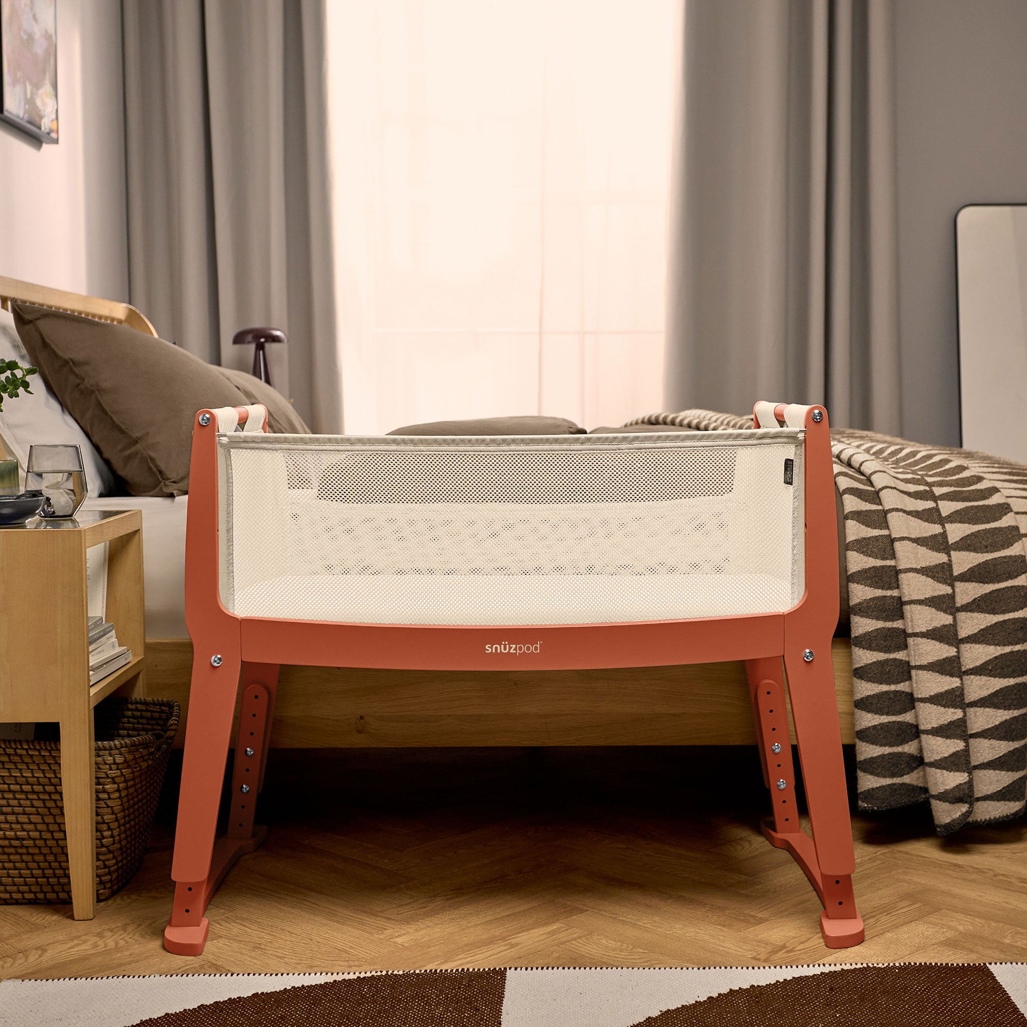 SnuzPod Studio Bedside Crib in Florence Ember