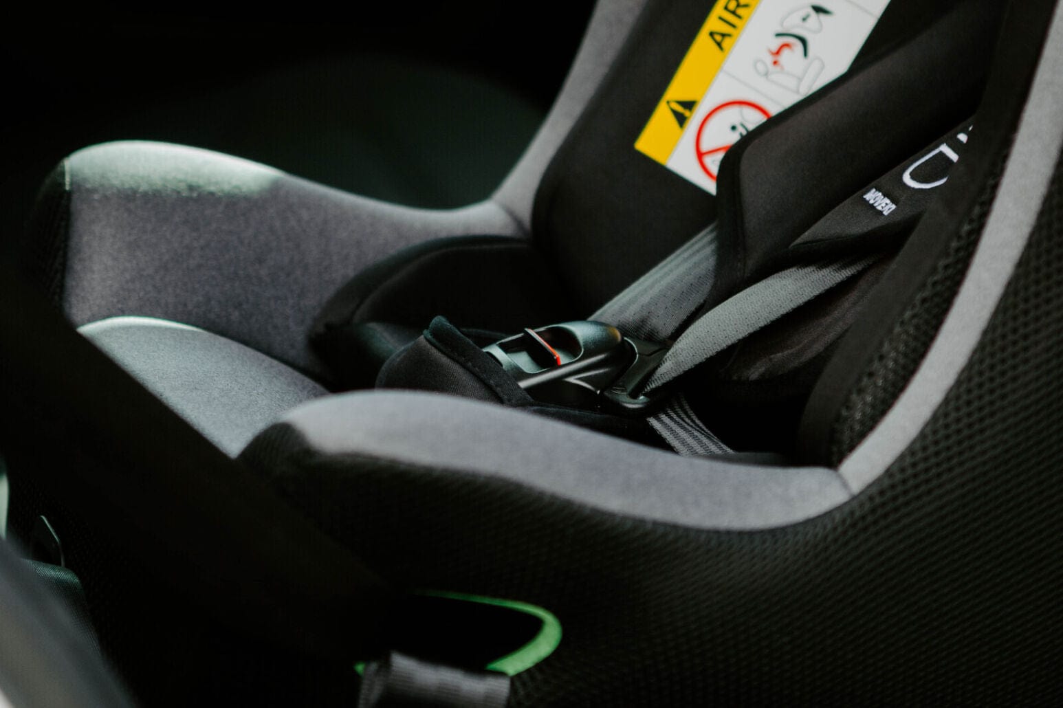 Axkid Movekid Car Seat in Granite Toddler Car Seats 22170017 7350150970245