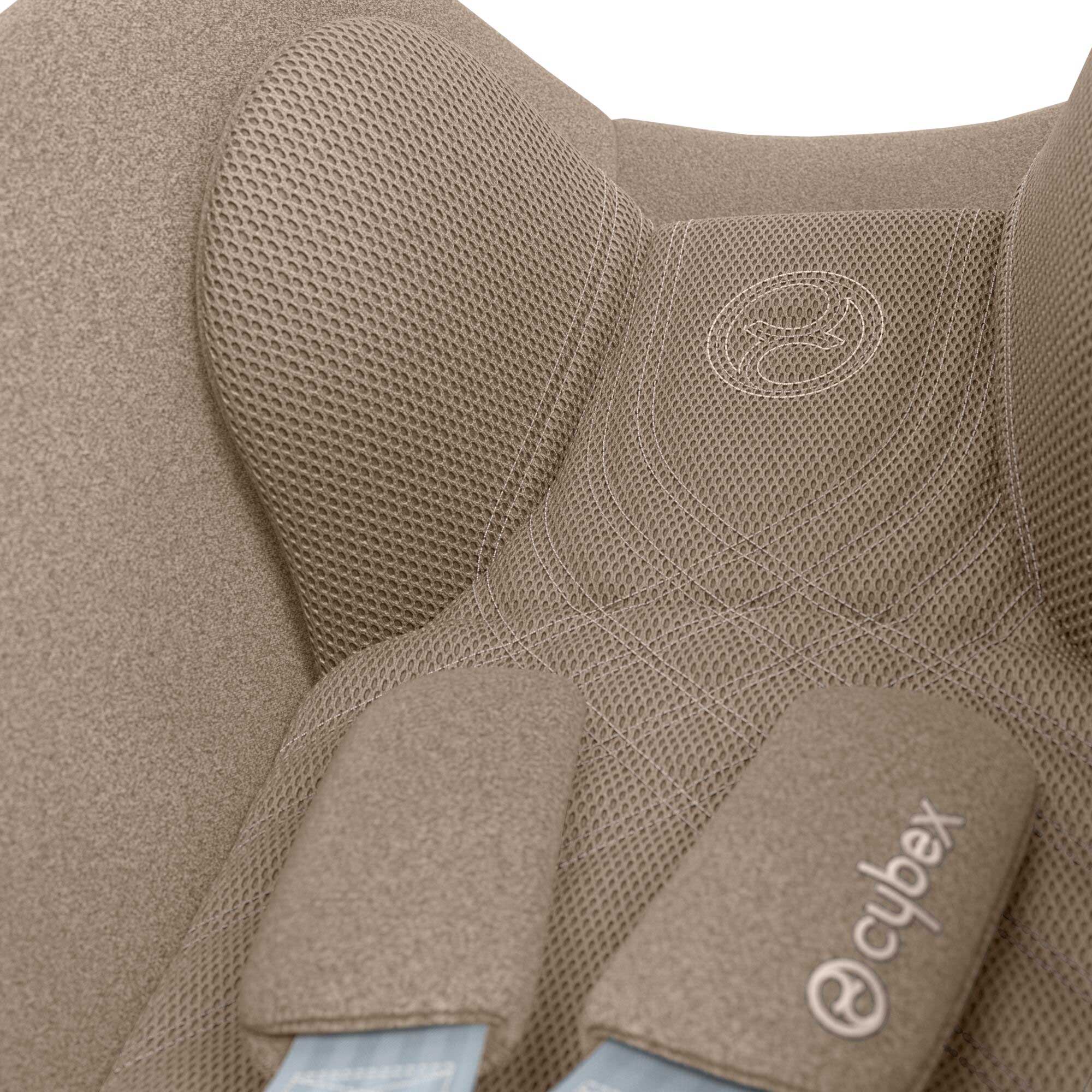 Cybex Cloud T PLUS i-Size Car Seat in Cozy Beige Baby Car Seats