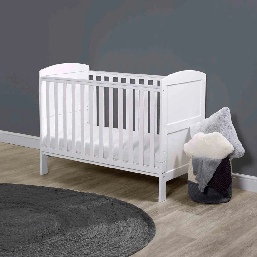 Ickle Bubba Coleby Mini Cot Bed White Cot Beds