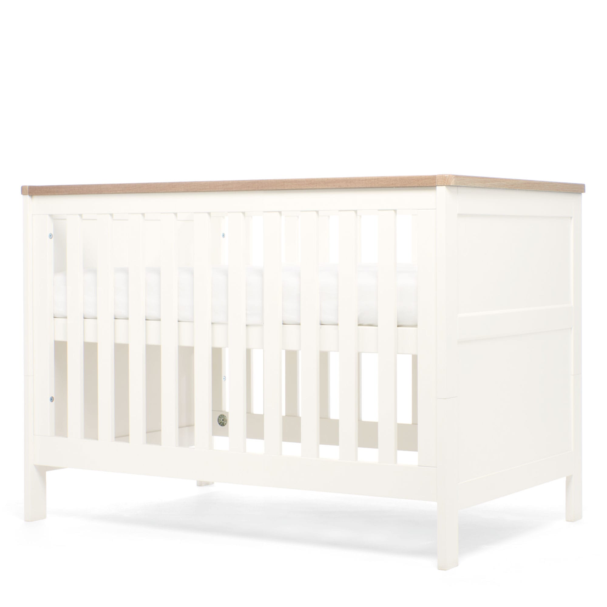 Mamas & Papas Wedmore 3 Piece Convertible Cot Range in White Nursery Room Sets