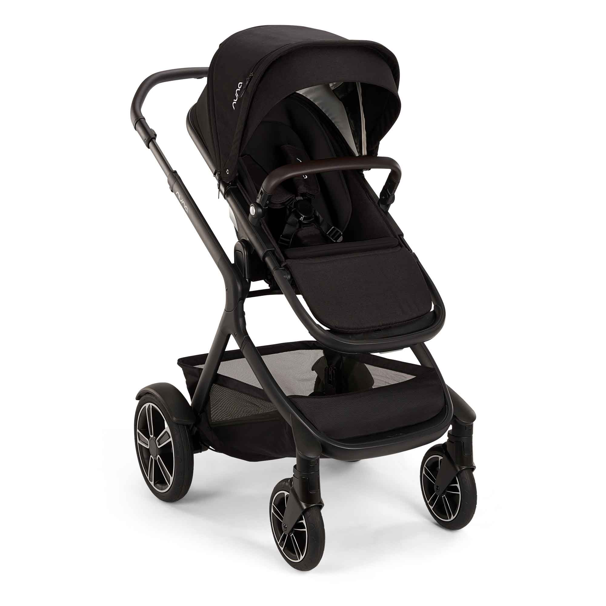 Nuna DEMI Next & PIPA Urbn Travel System in Caviar Travel Systems Z2BNDEMI1002UK 5056080617558