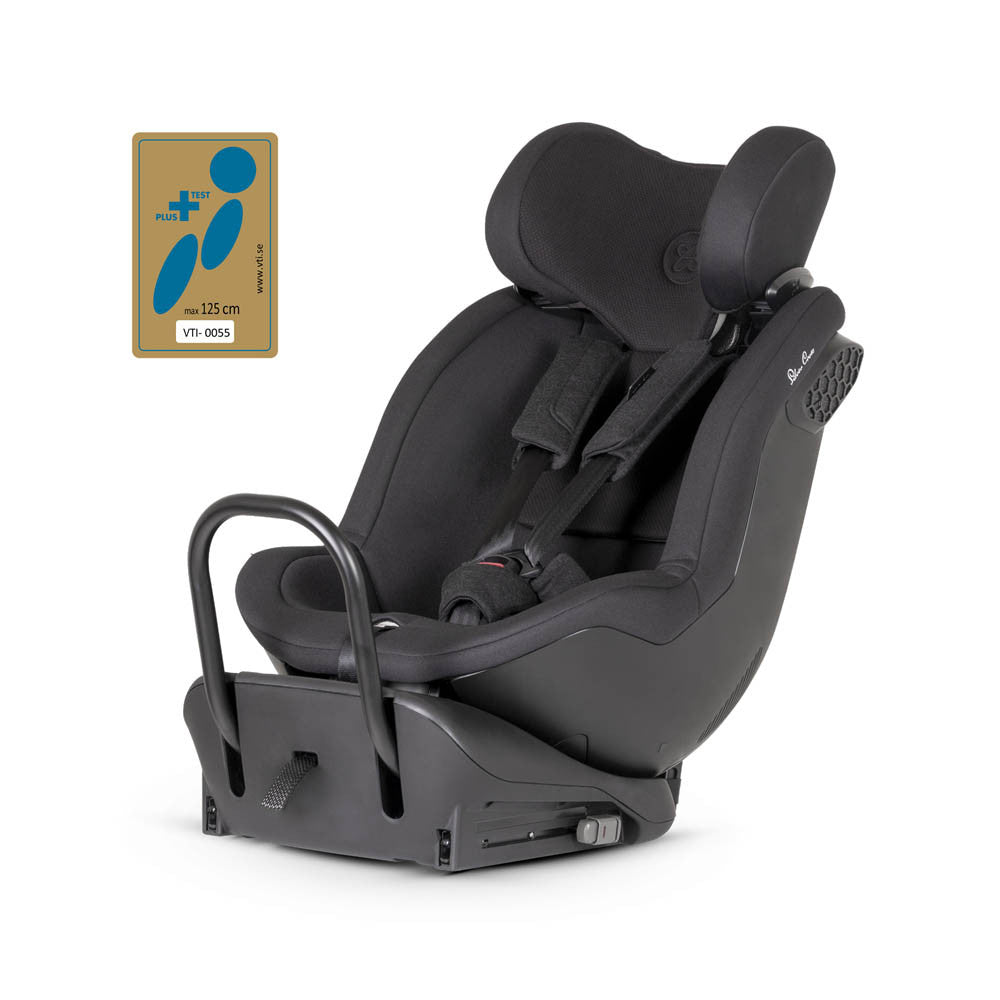 Silver Cross Perform Car Seat in Iconic Black
