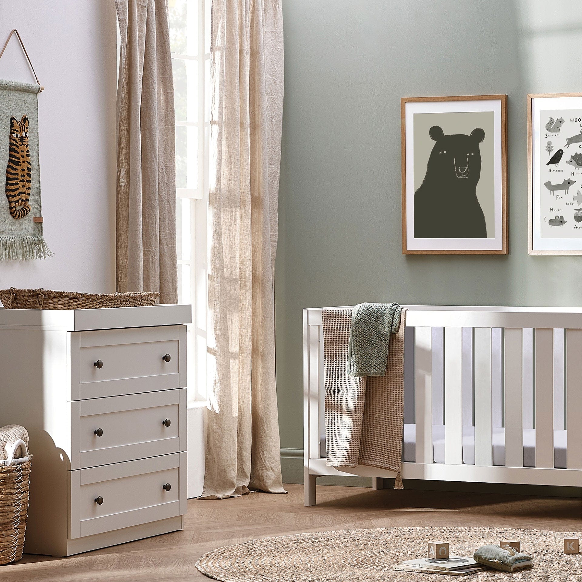 Silver Cross Bromley 2 Piece Dresser Room Set Silver Cross Roomsets