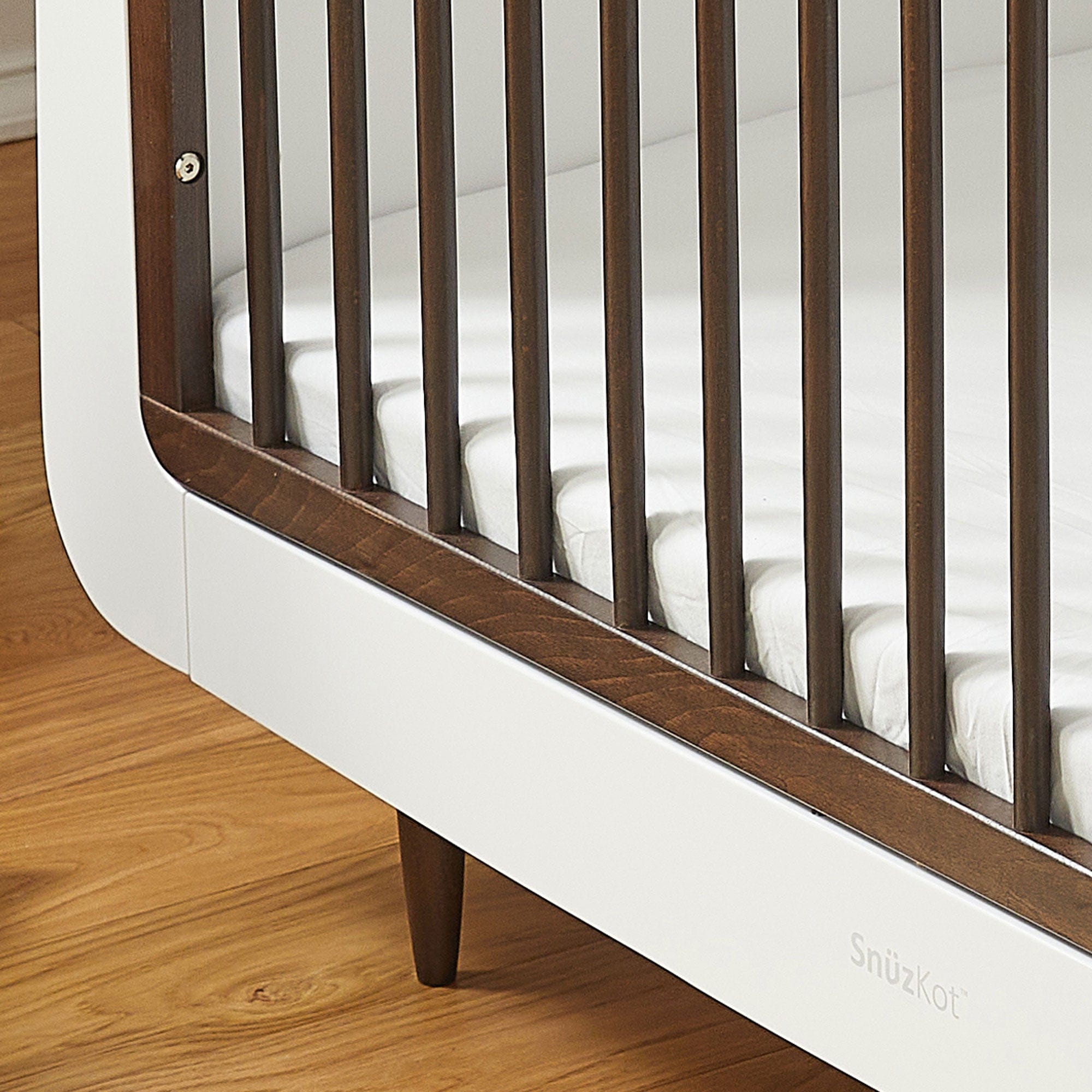 SnüzKot Skandi Cot Bed in Ebony Cot Beds FN005NK 5060730245497