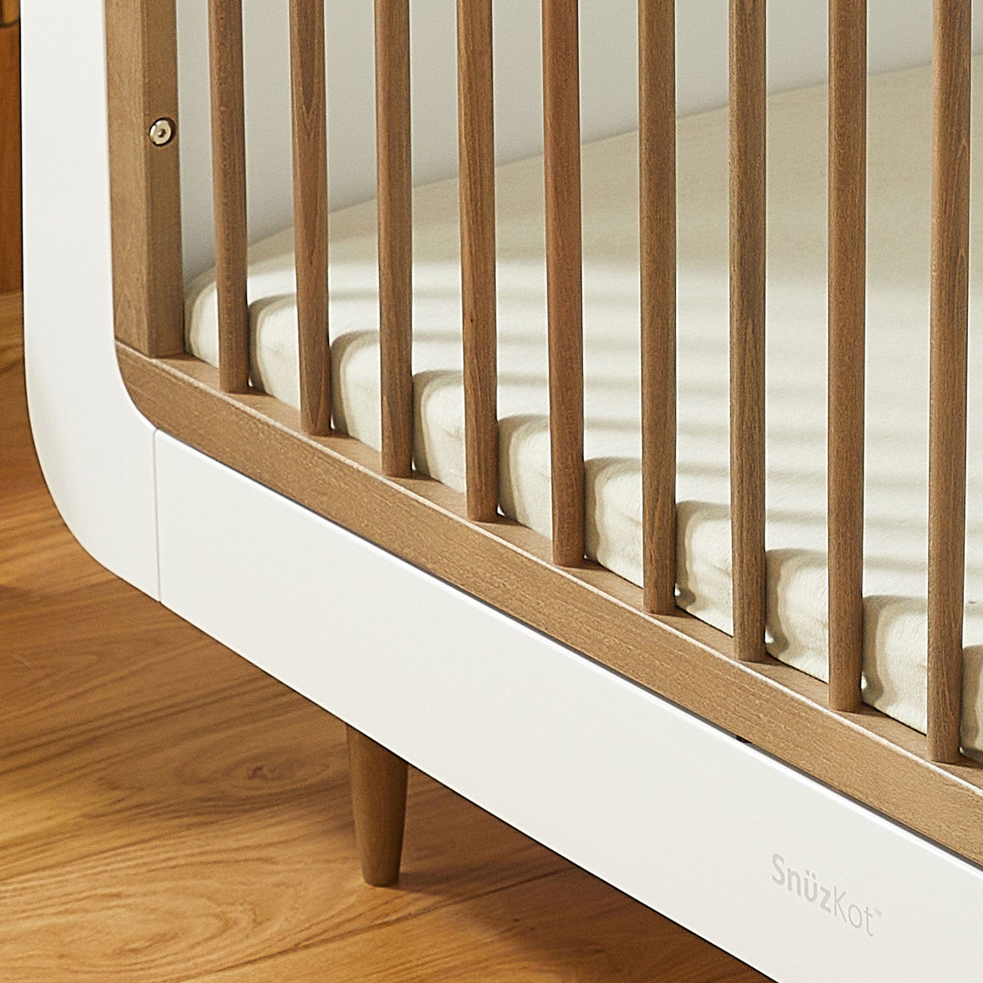 SnüzKot Skandi Cot Bed in Walnut Cot Beds FN005NN 5060730245527