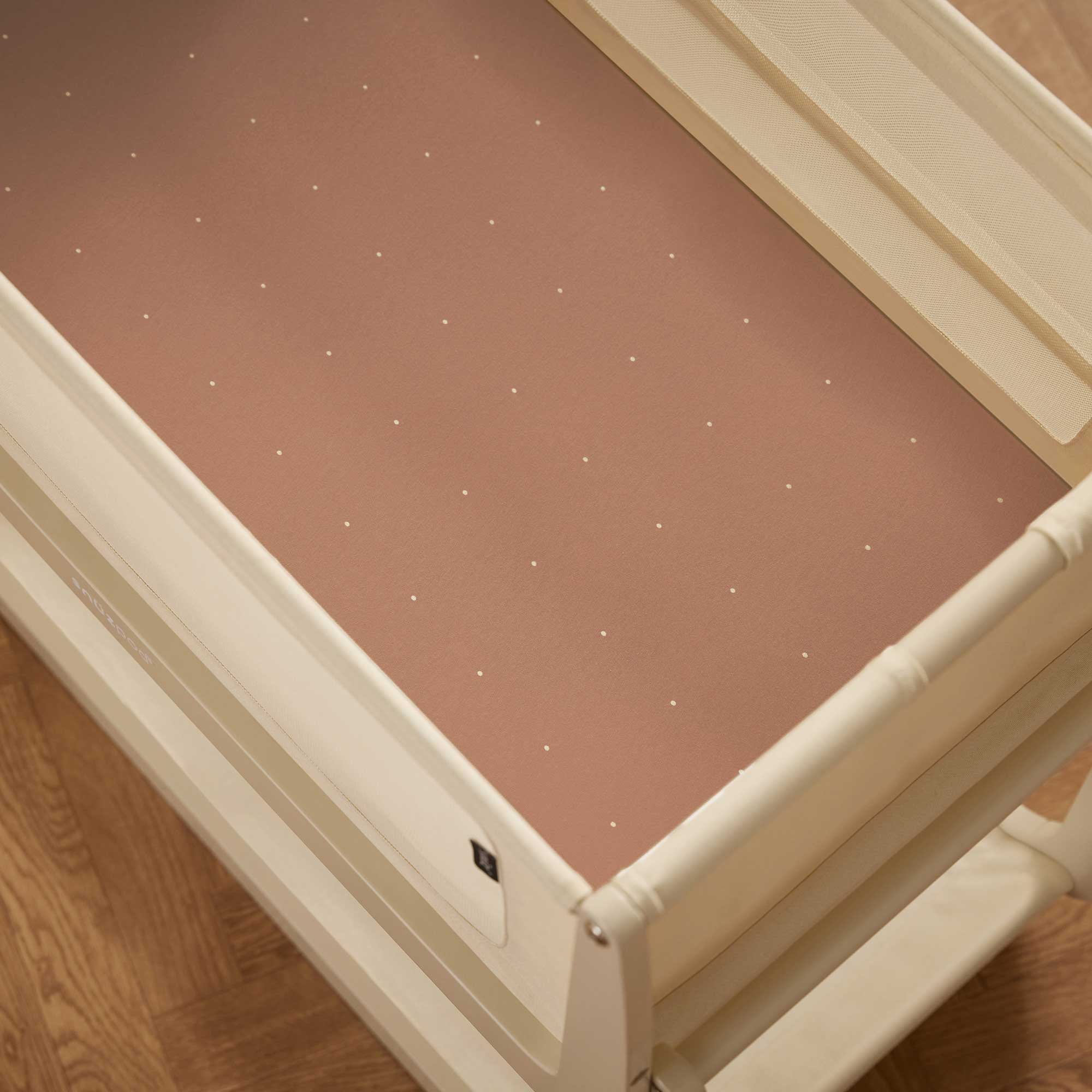 SnüzPod Fitted Crib Sheets 2pk in Blush Dot Cot & Cot Bed Sheets BD028BU 5061061510827