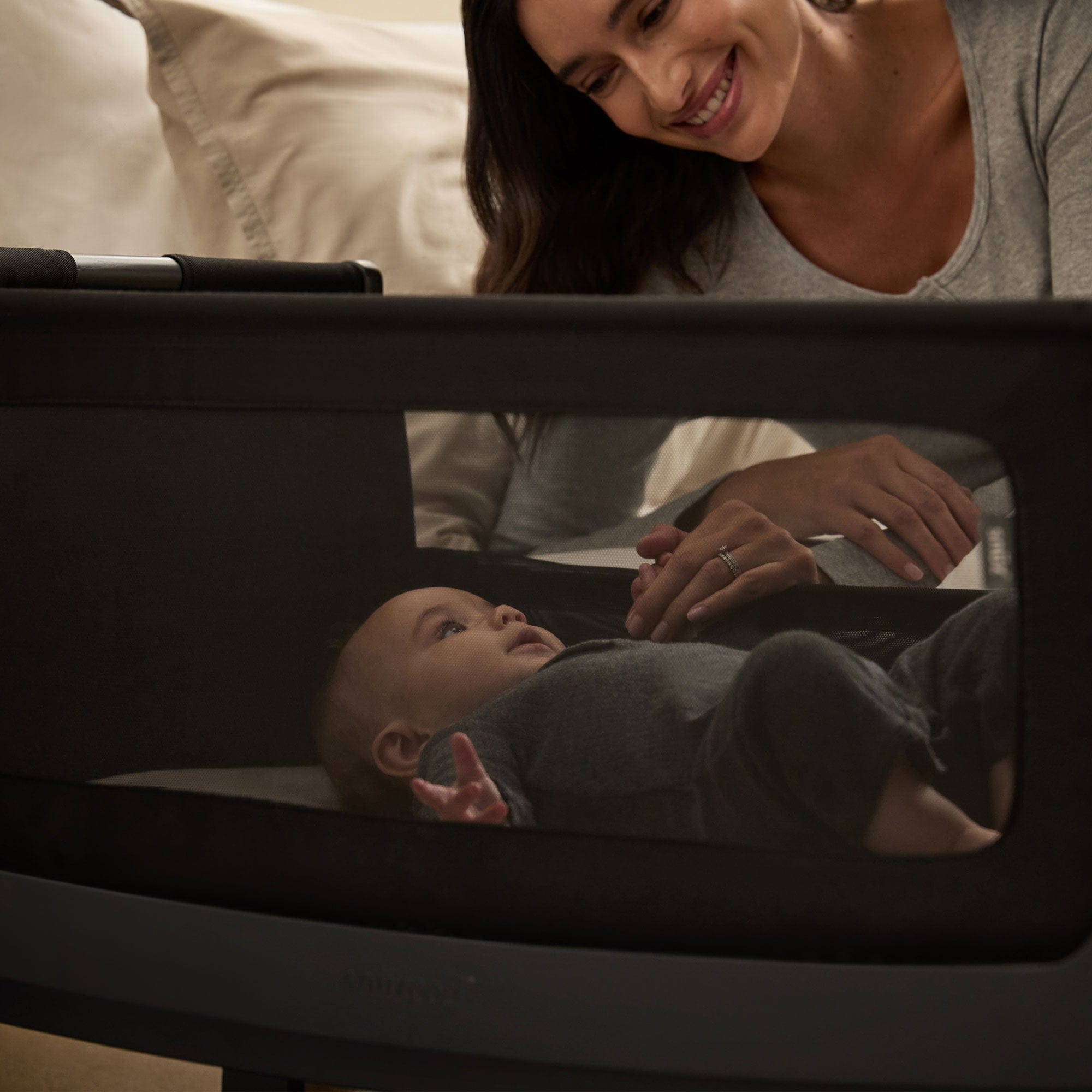SnuzPod 5 Bedside Crib in Graphite Cribs