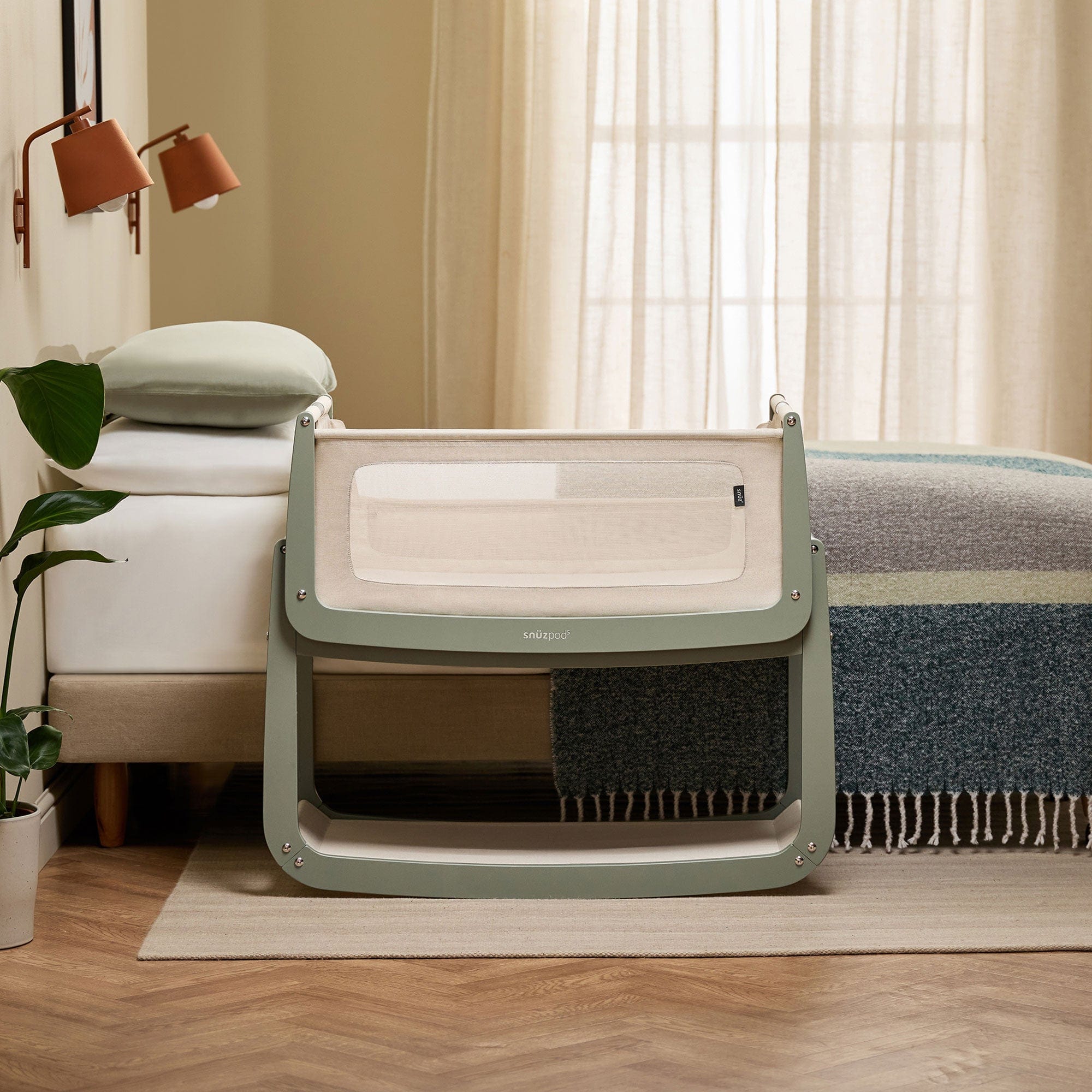 SnuzPod 5 Bedside Crib in Sage Cribs