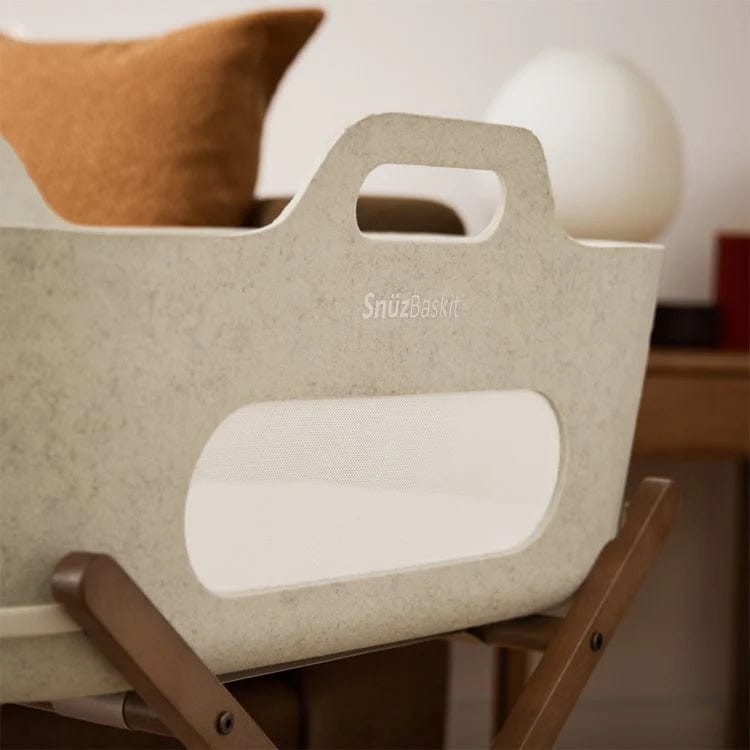 SnüzPod Baskit with Walnut Stand in Barley Moses Baskets & Stands FSB001DD 5060730247132