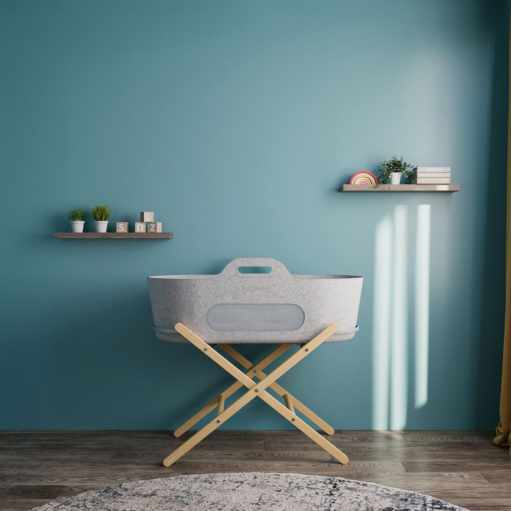 SnüzPod Baskit with Pine Stand in Light Grey Moses Baskets & Stands FSB001AA