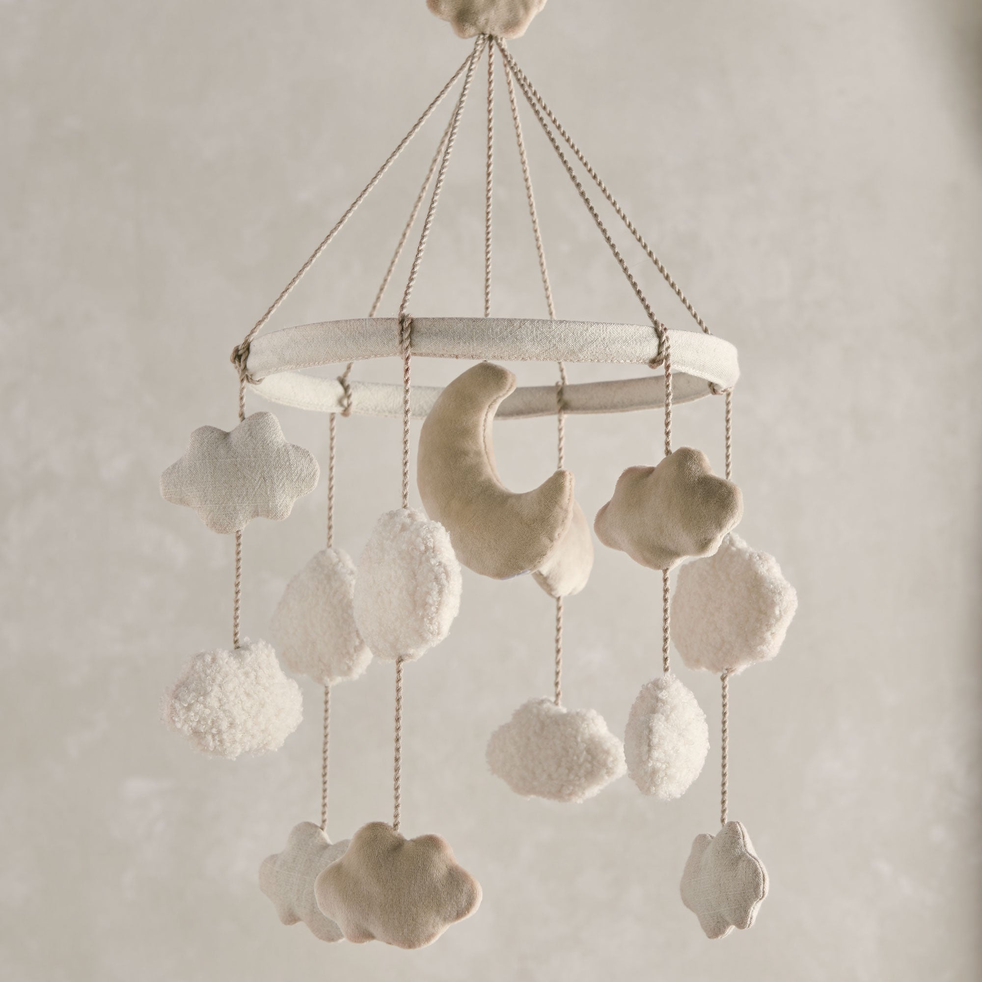 Mamas & Papas Welcome to the World Cot Musical Mobile in Duckling Cloud