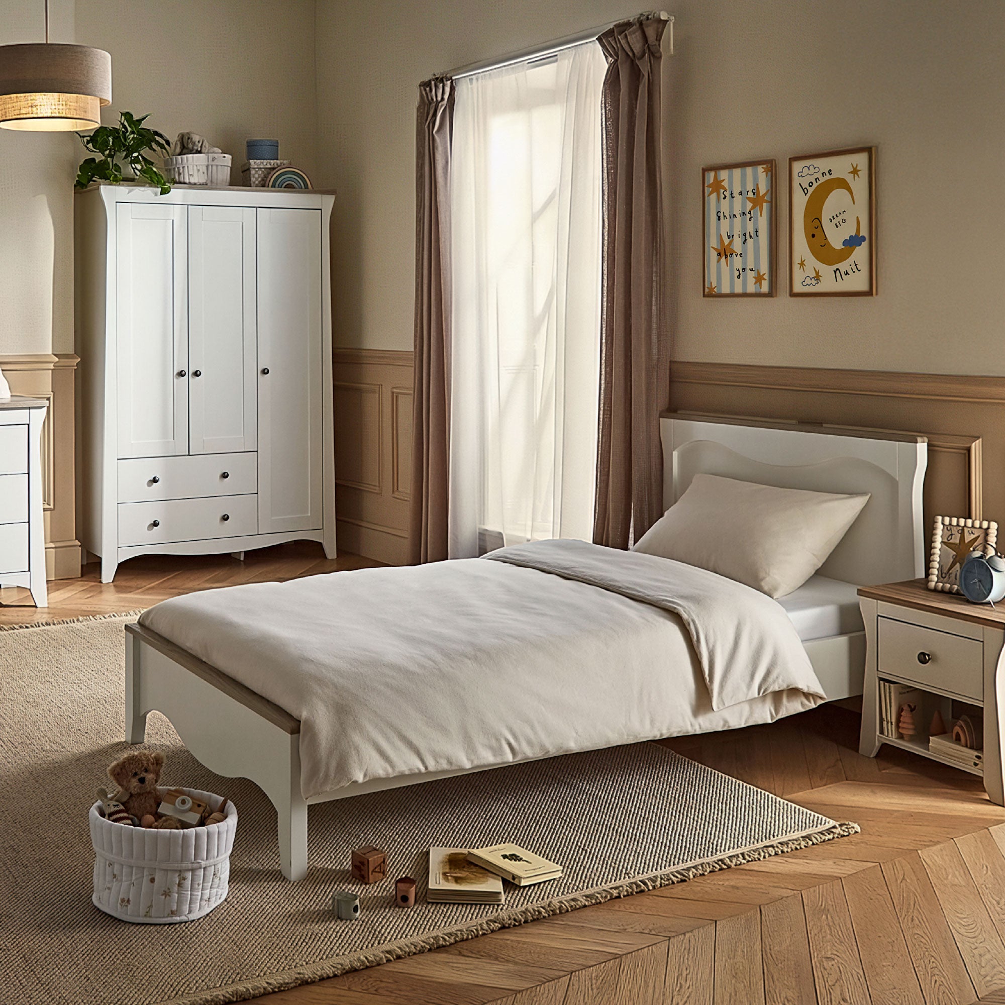 CuddleCo Clara Single Bed in White/Ash