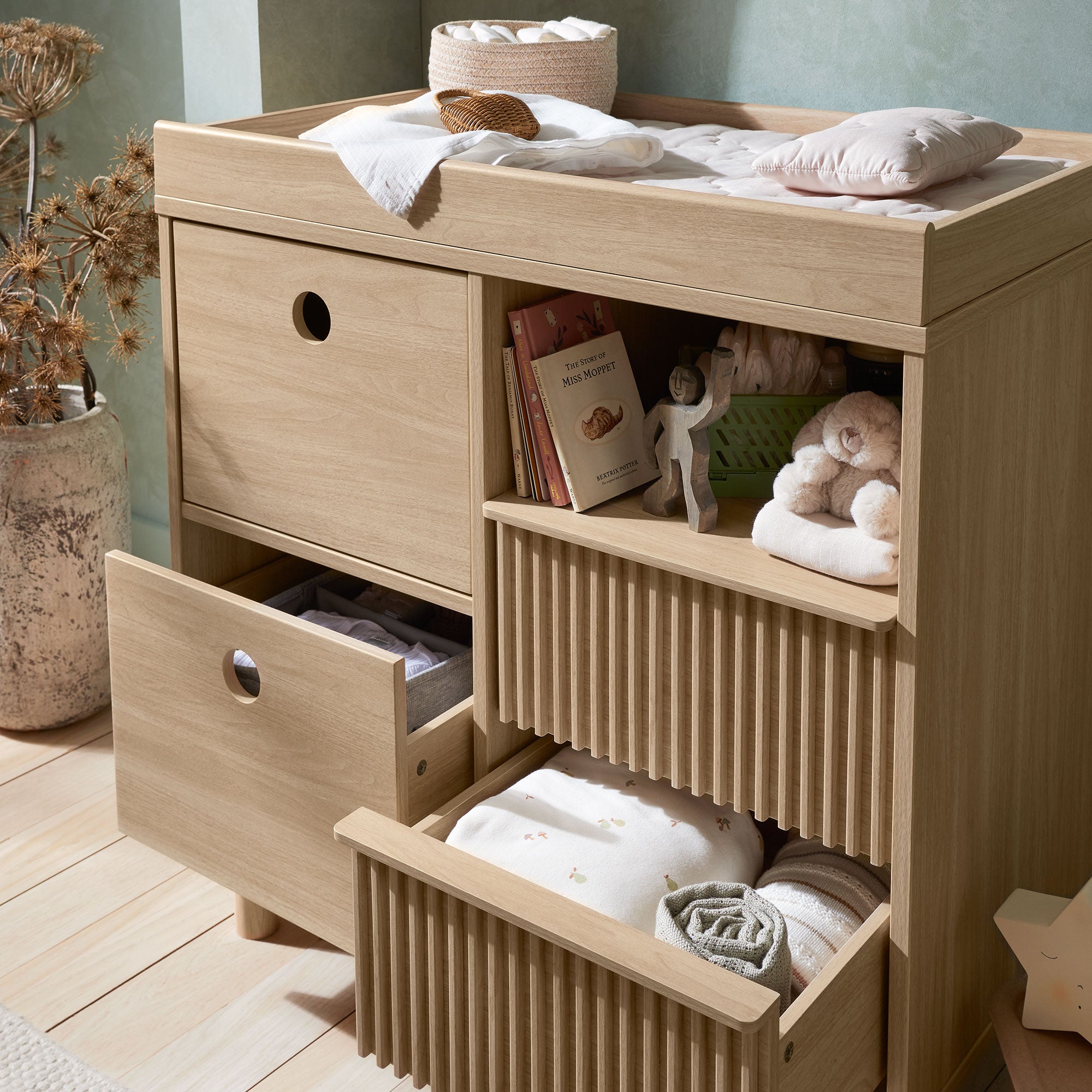 Mamas & Papas Oska 2 Piece Narrow Roomset in Natural Oak
