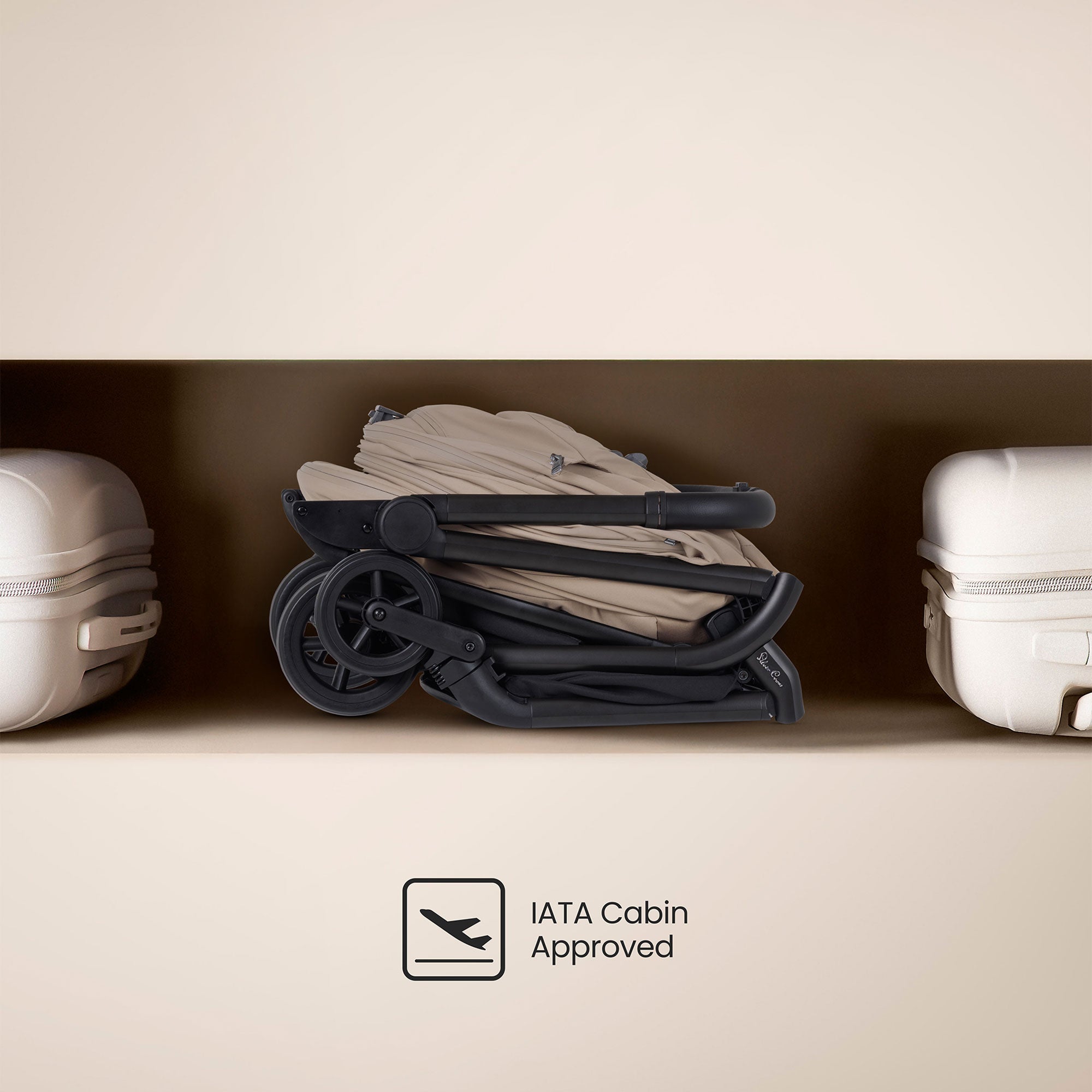 Silver Cross Nia Travel System in Champagne