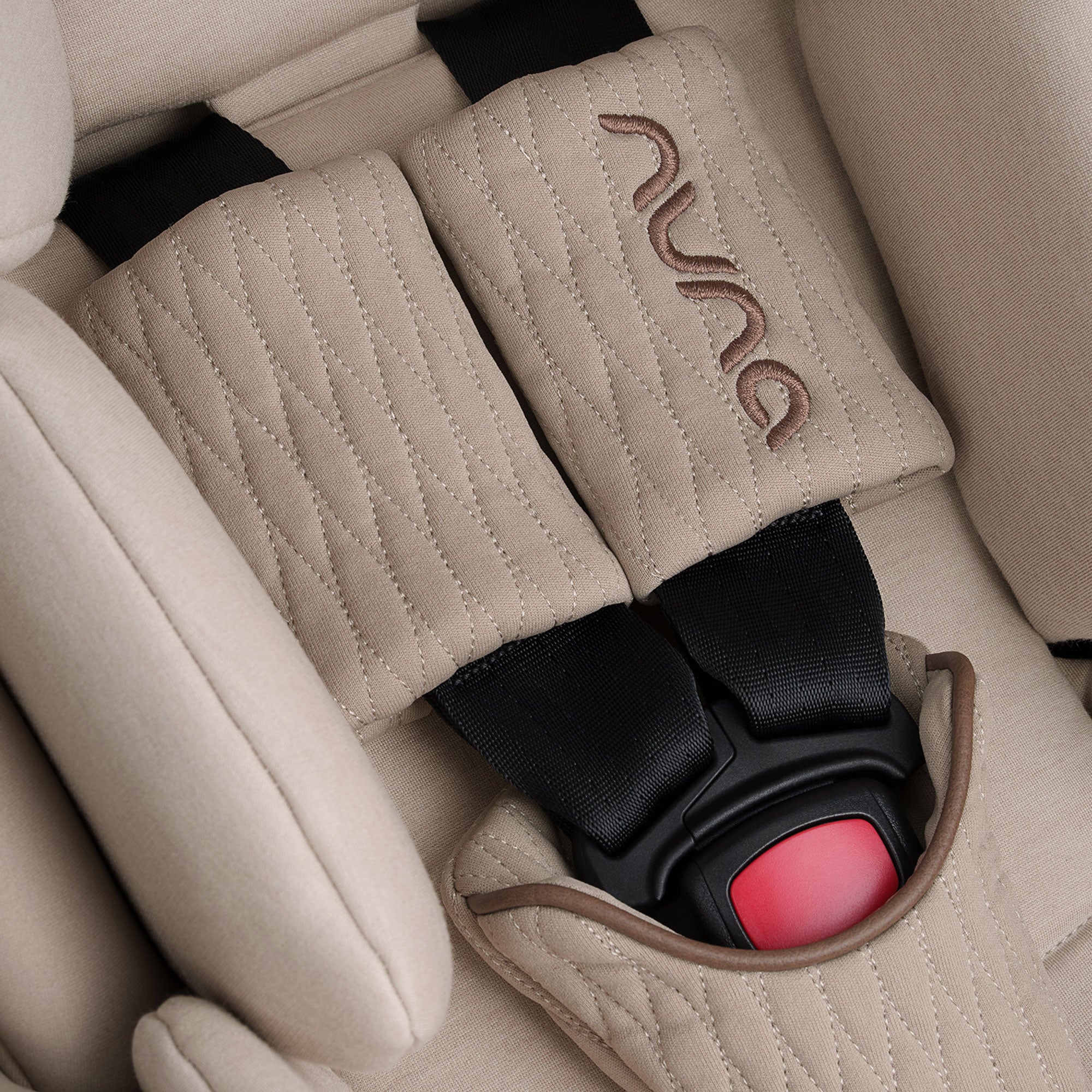 Nuna ARRA Flex Infant Carrier in Cosmopolitan