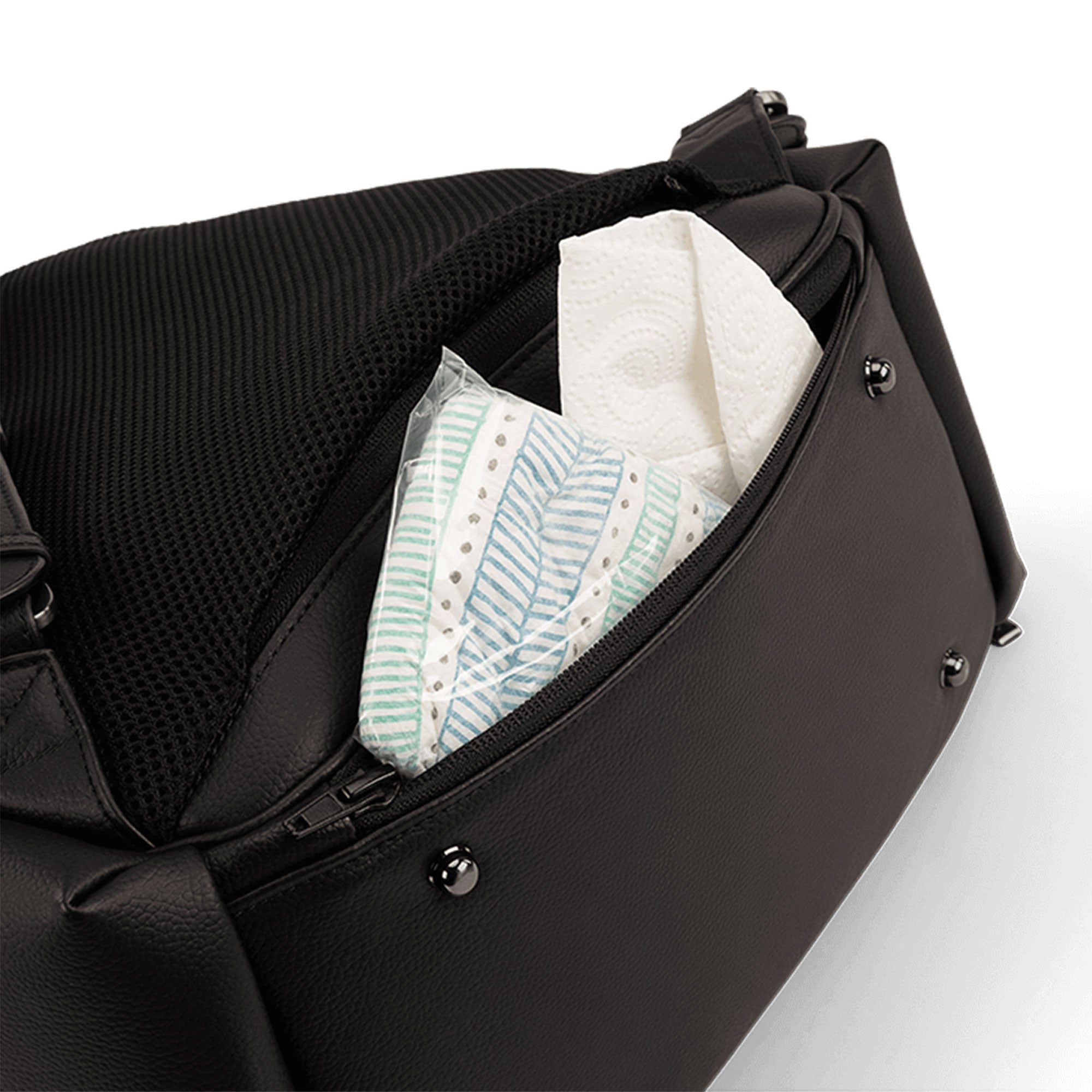 Nuna Essentials Bag in Caviar