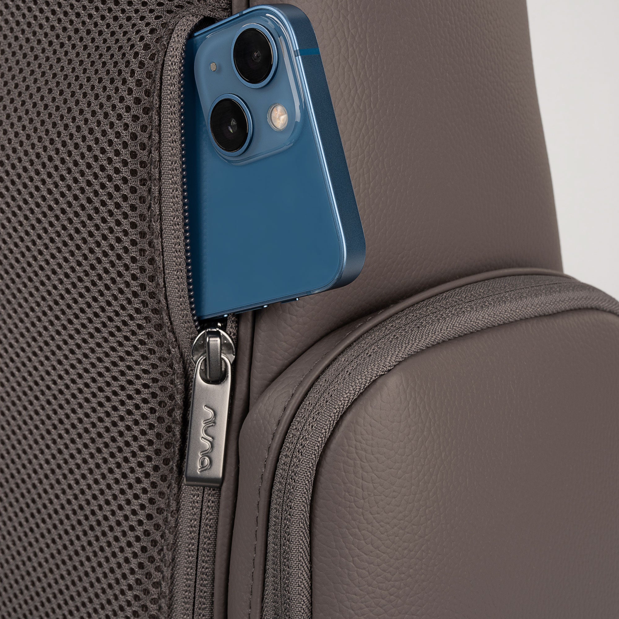 Nuna Essentials Bag in Thunder