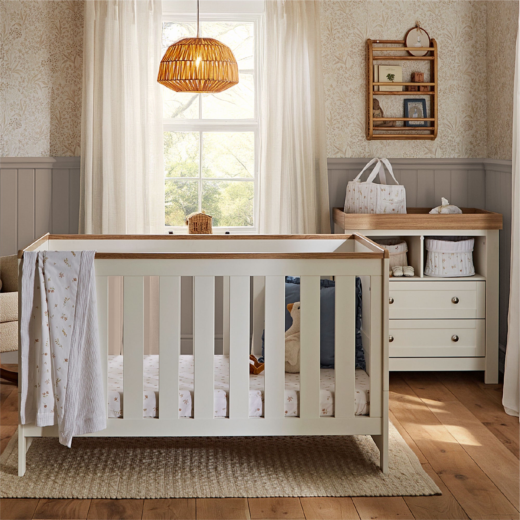 CuddleCo Burford 2 Piece Nursery Room Set in White/Oak