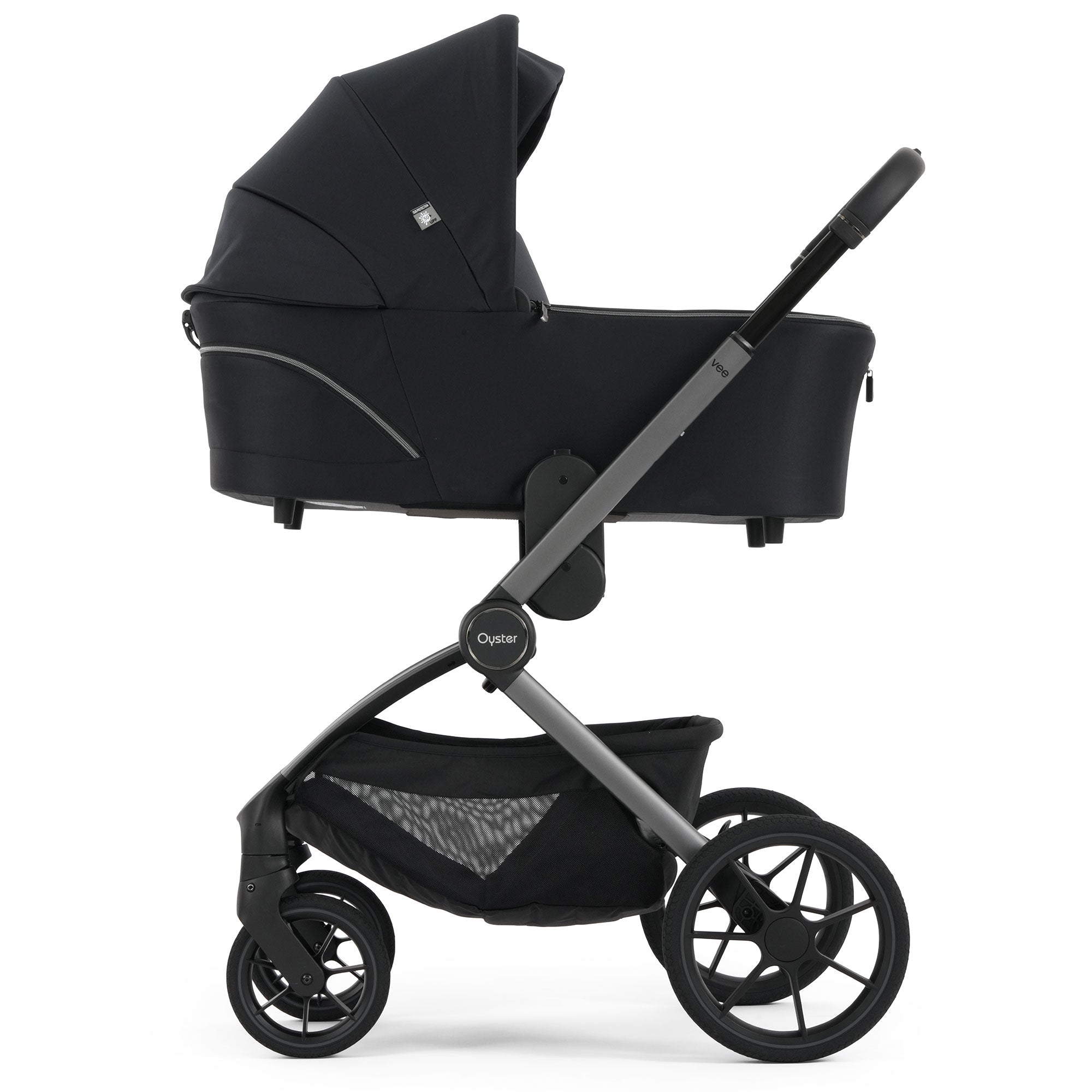 Oyster Vee Stroller & Carrycot Bundle in Liquorice
