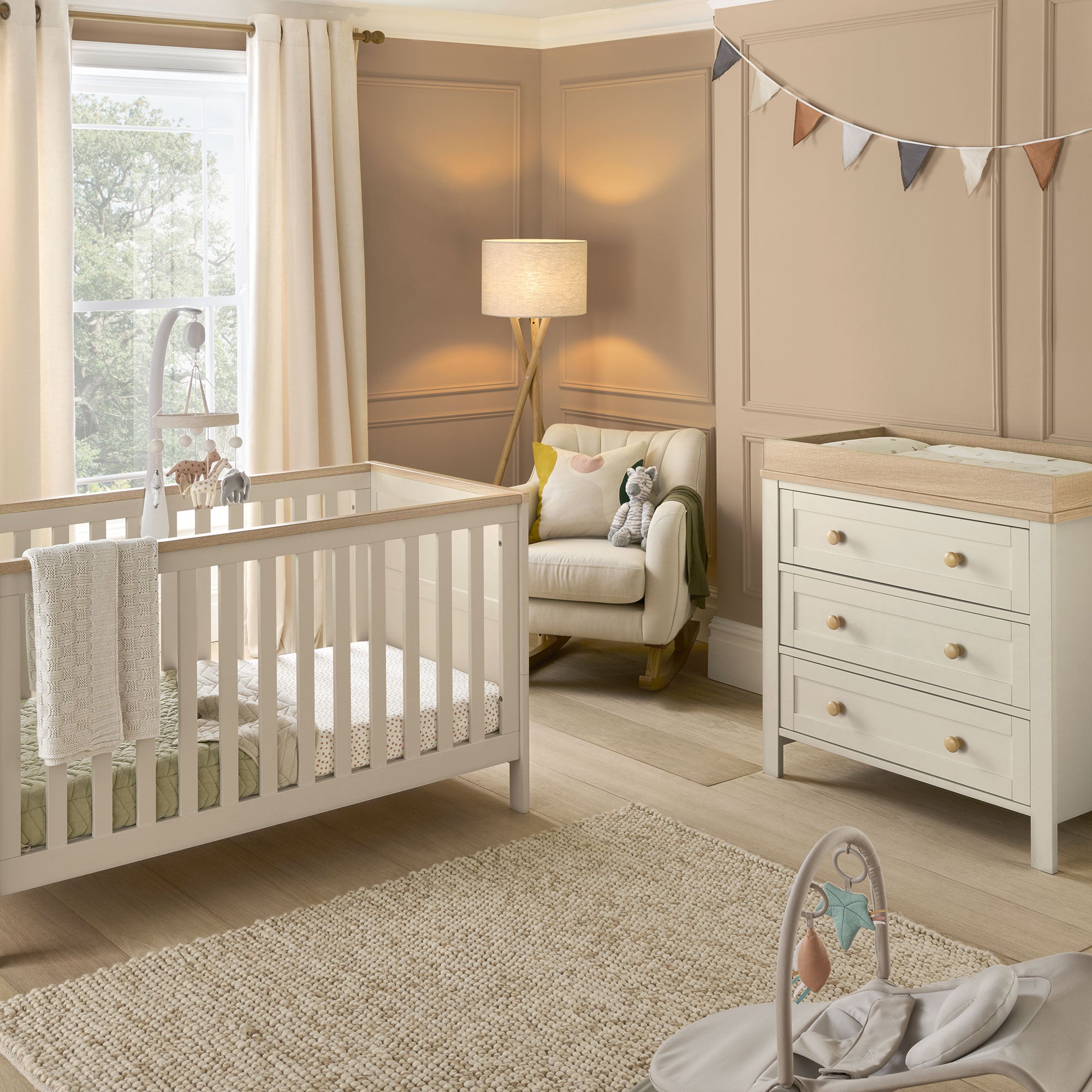 Mamas & Papas Wedmore 2 Piece Cotbed Set in Cashmere/Oak