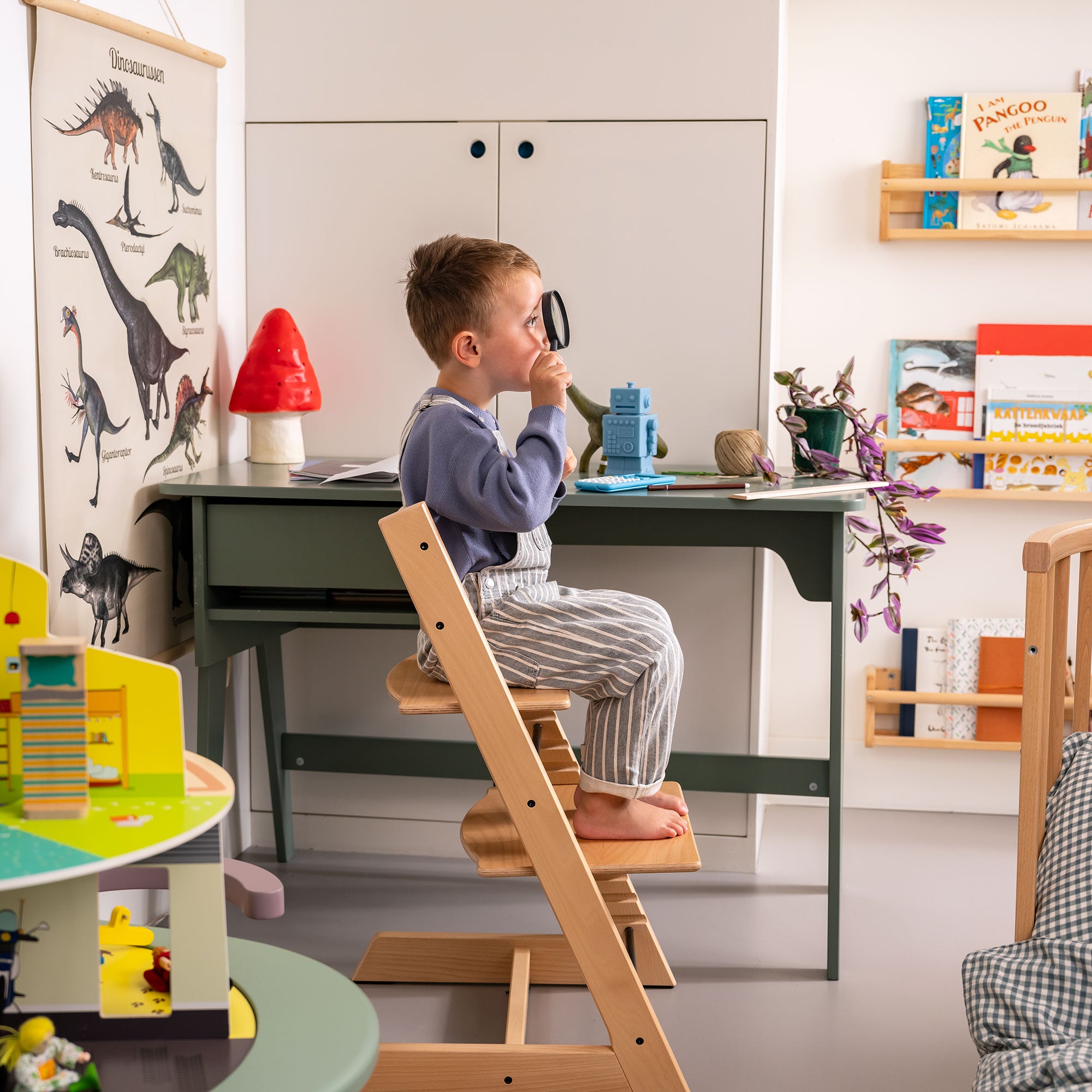 Stokke Trip Trapp Highchair with Cushion & Baby Set in Natural