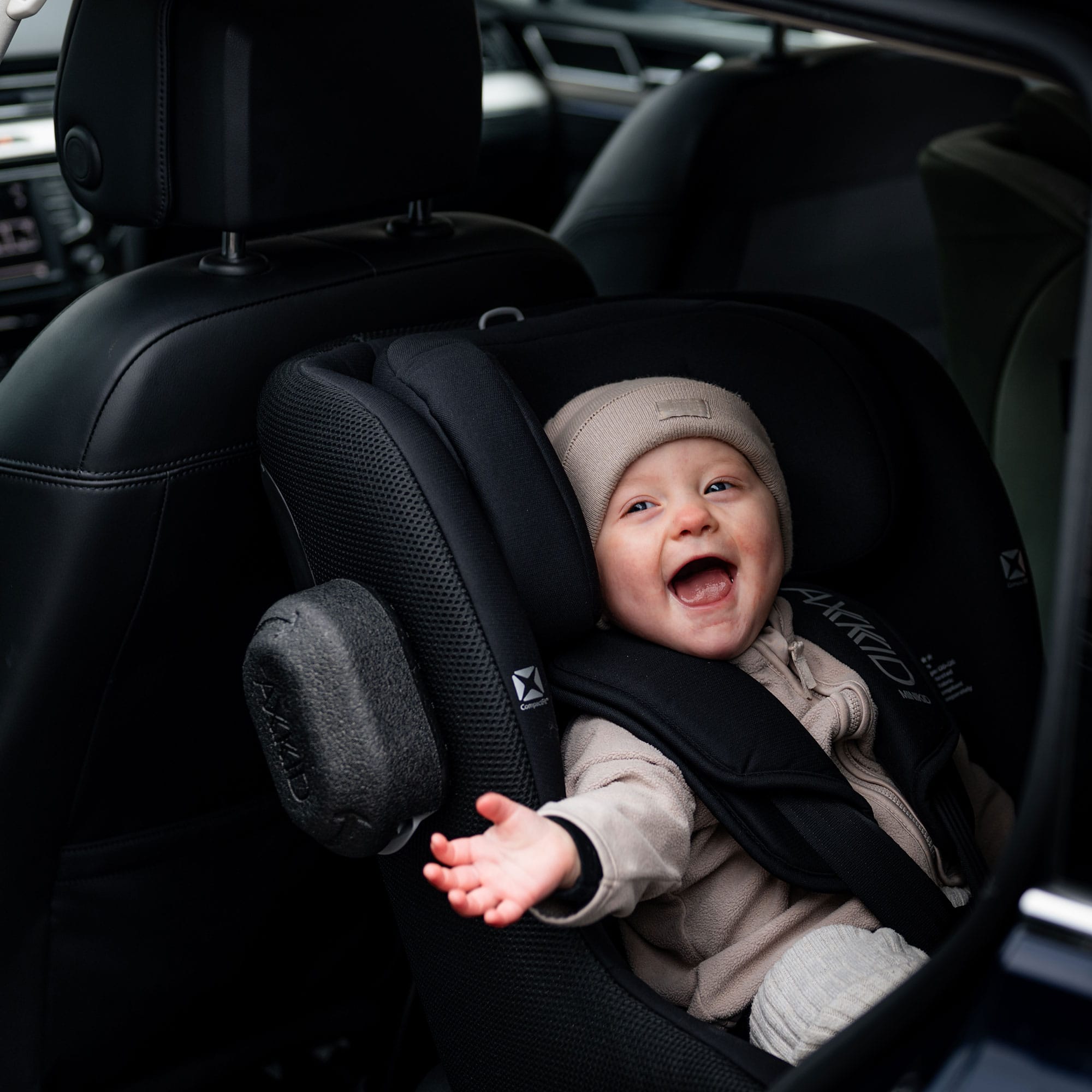 Axkid Minikid Core in Coastal Storm Black Toddler Car Seats 22240039 7350150973857