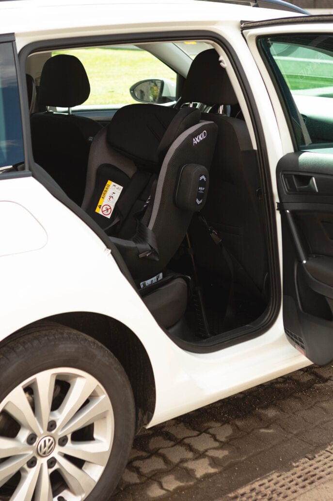 Axkid Movekid Car Seat in Granite Toddler Car Seats 22170017 7350150970245
