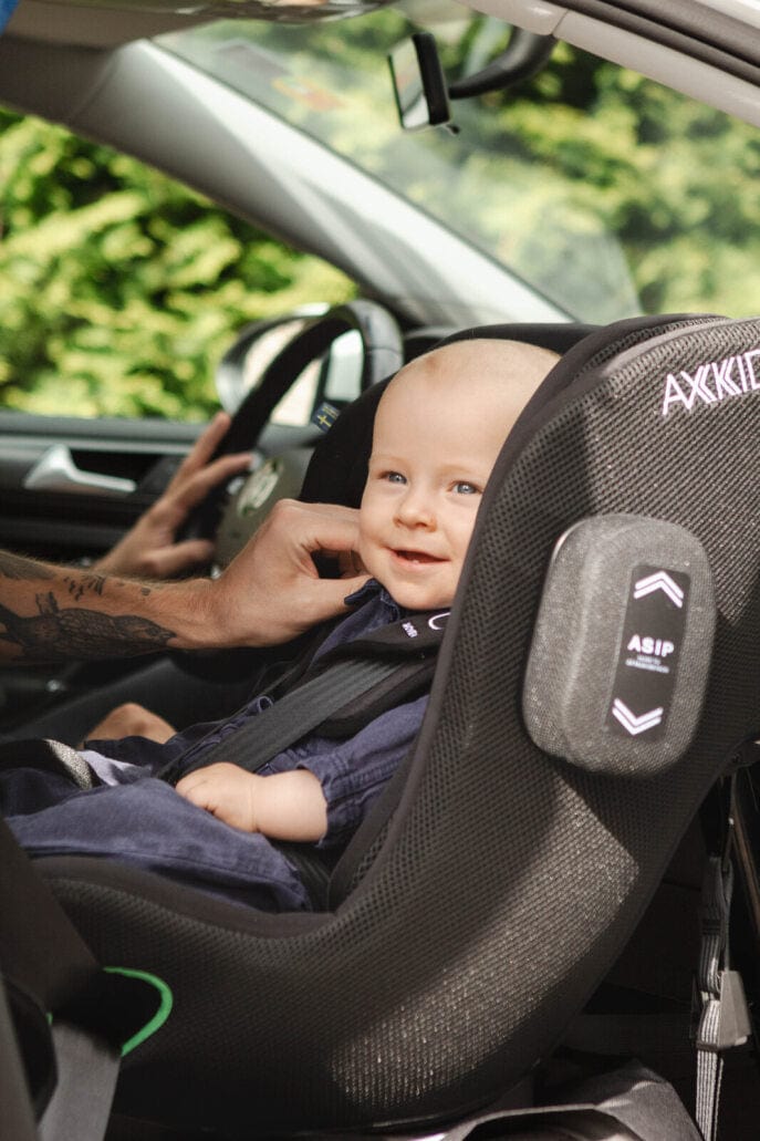 Axkid Movekid Car Seat in Tar Toddler Car Seats 22170016 7350150970238