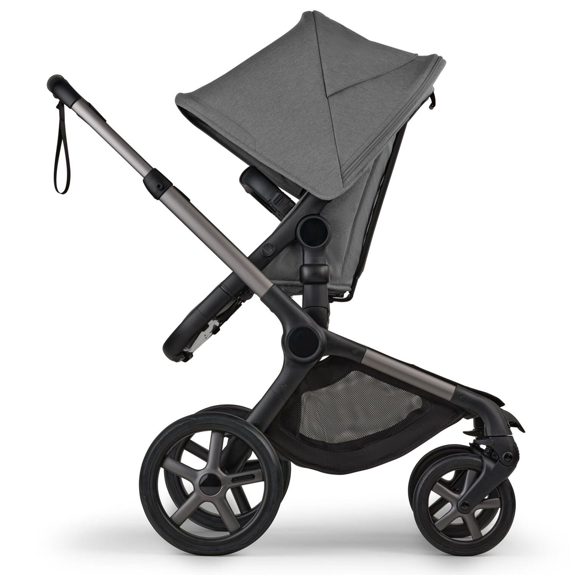 bugaboo fox 5 essential bundle Bugaboo Fox 5 Renew Essential Bundle in Moon Grey