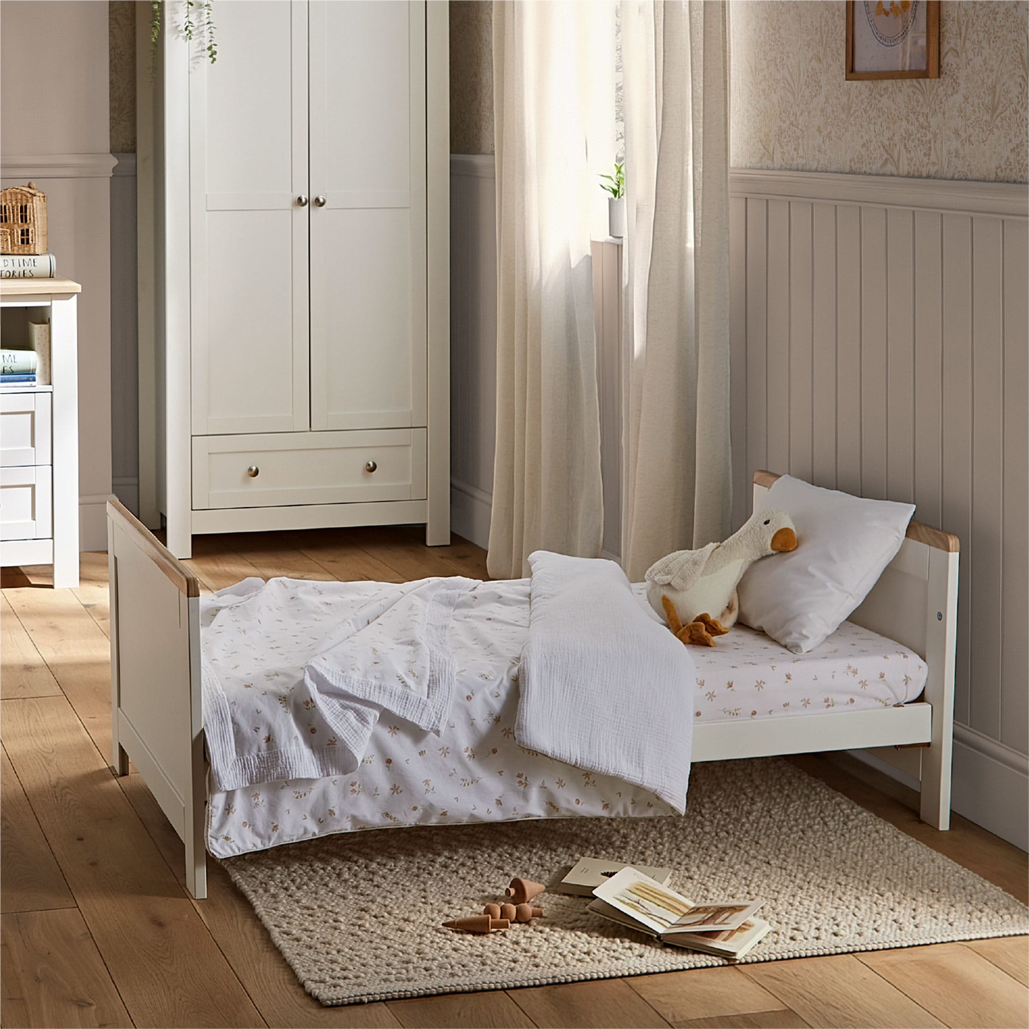 CuddleCo Burford 2 Piece Nursery Room Set in White/Oak Nursery Room Sets