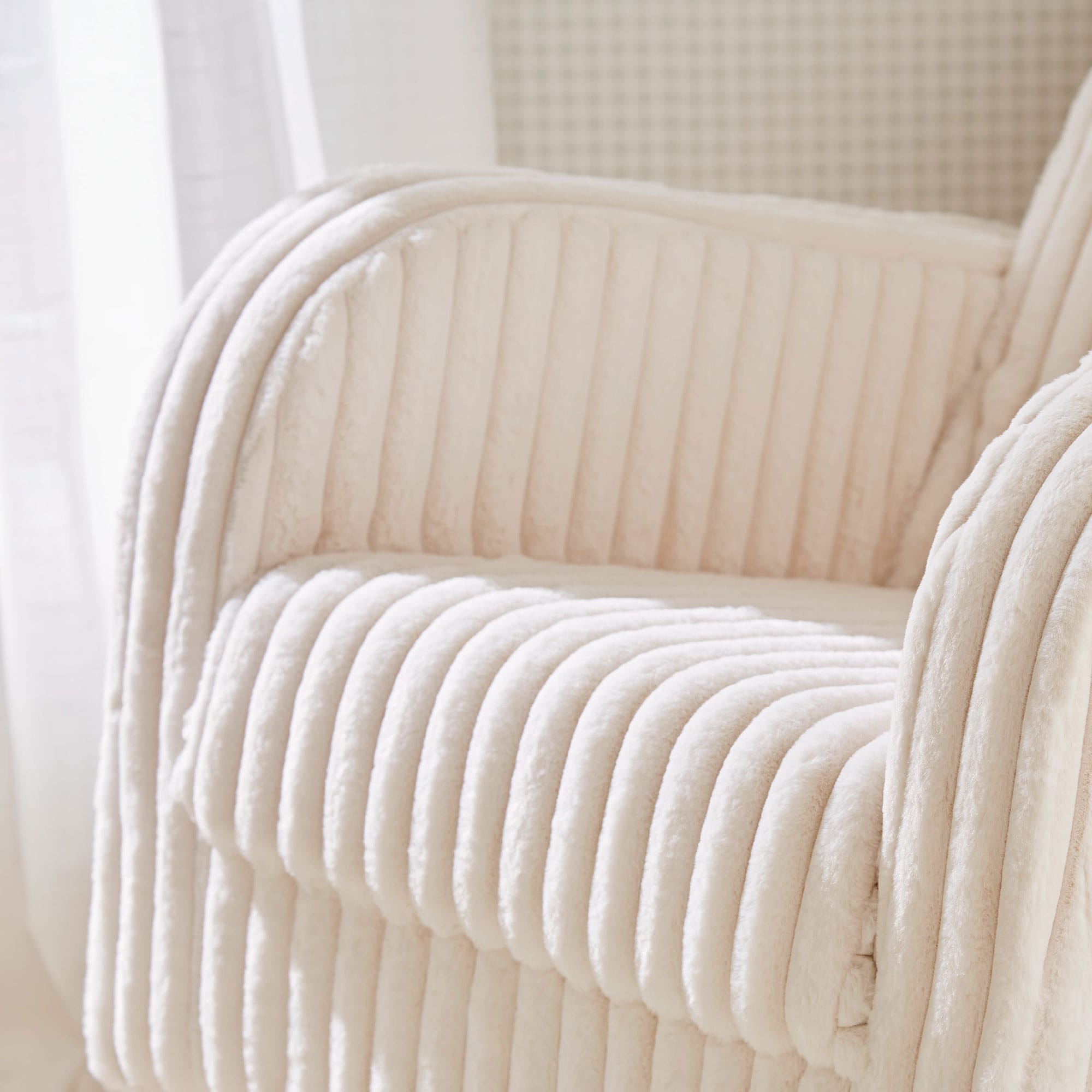 CuddleCo Etta Nursing Chair in Faux Fur Cream Nursing Chairs