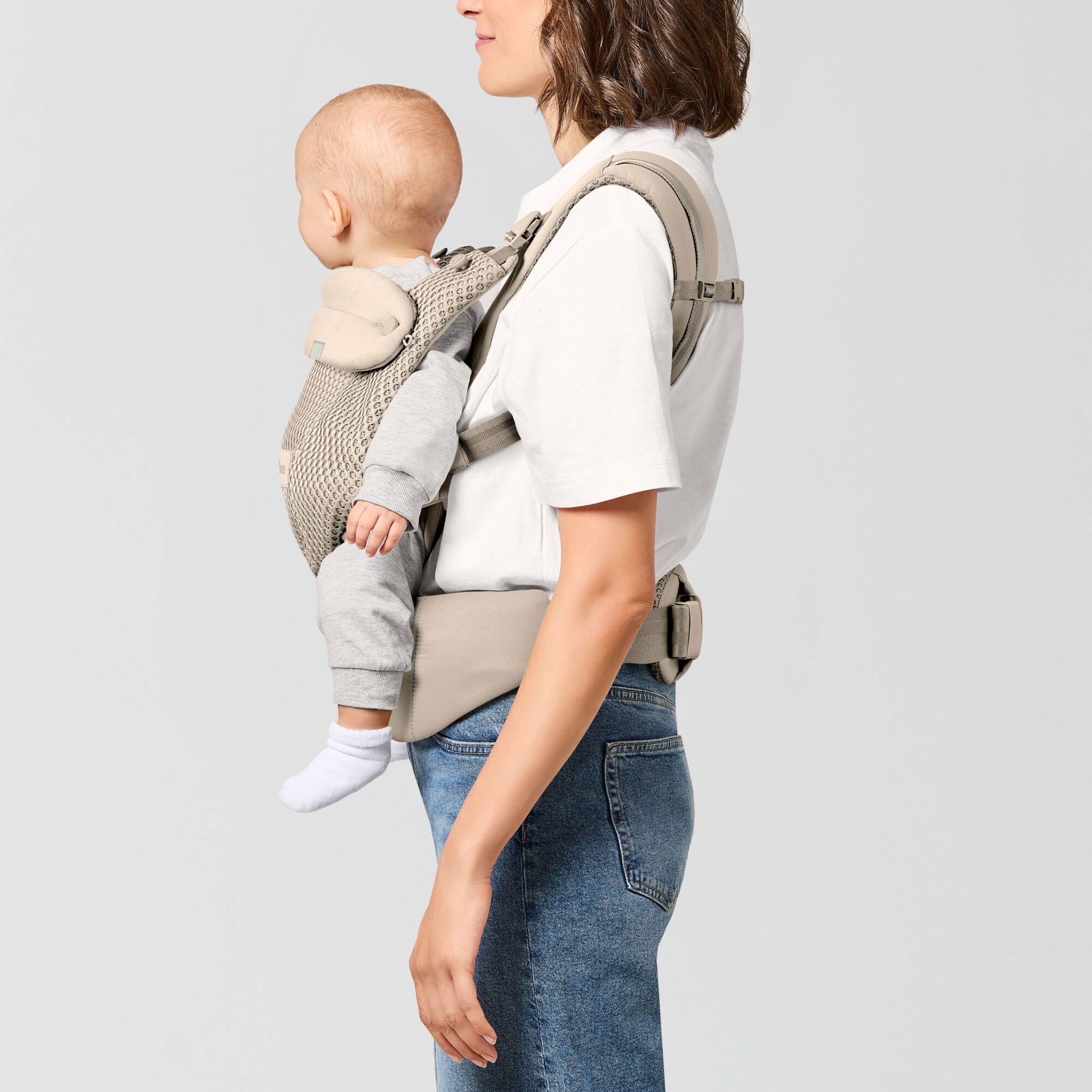 Cybex Amya Carrier in Fog Grey Baby Carriers 526000586 4063846555451