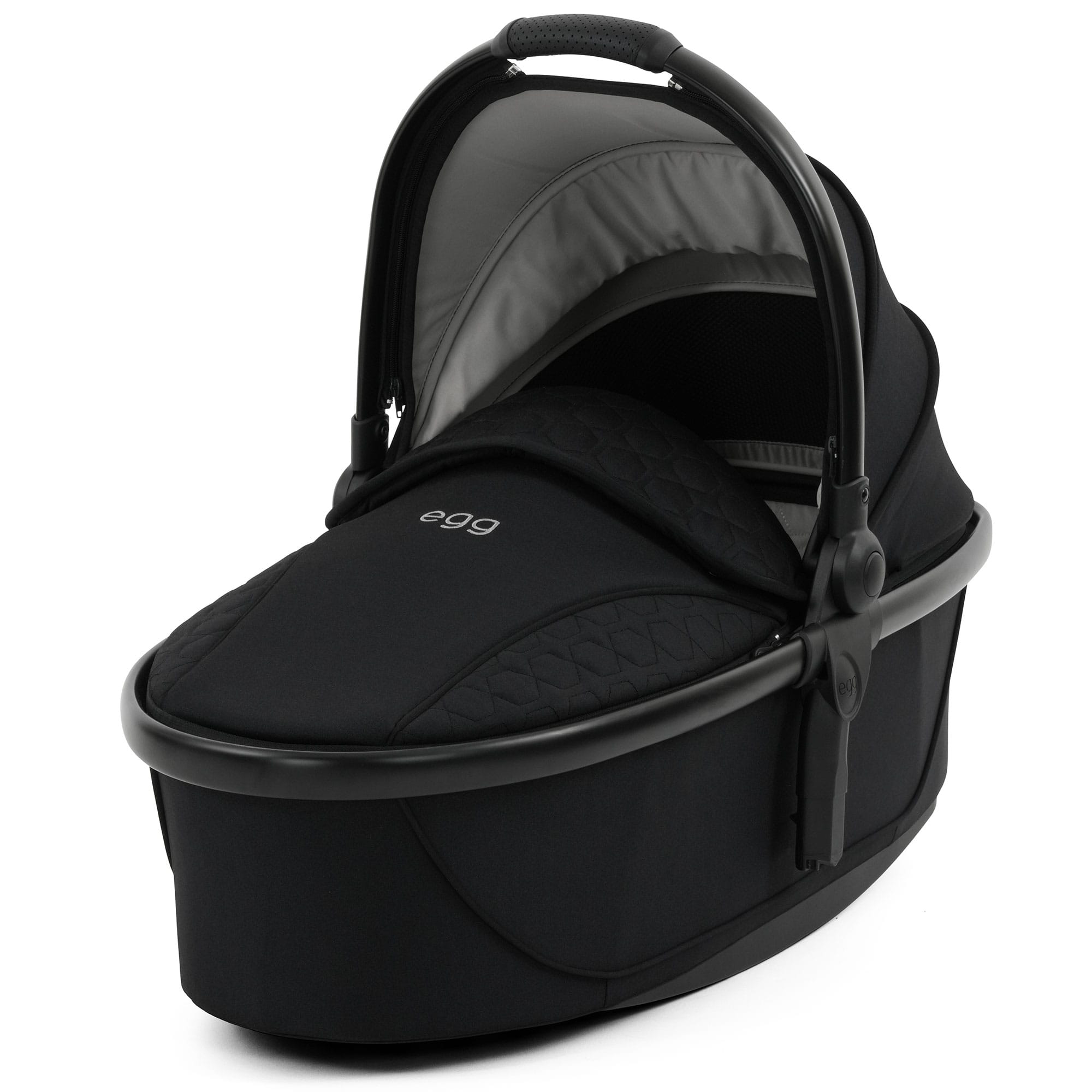 egg3 Luxury Maxi-Cosi Travel System Bundle in Panther Travel Systems