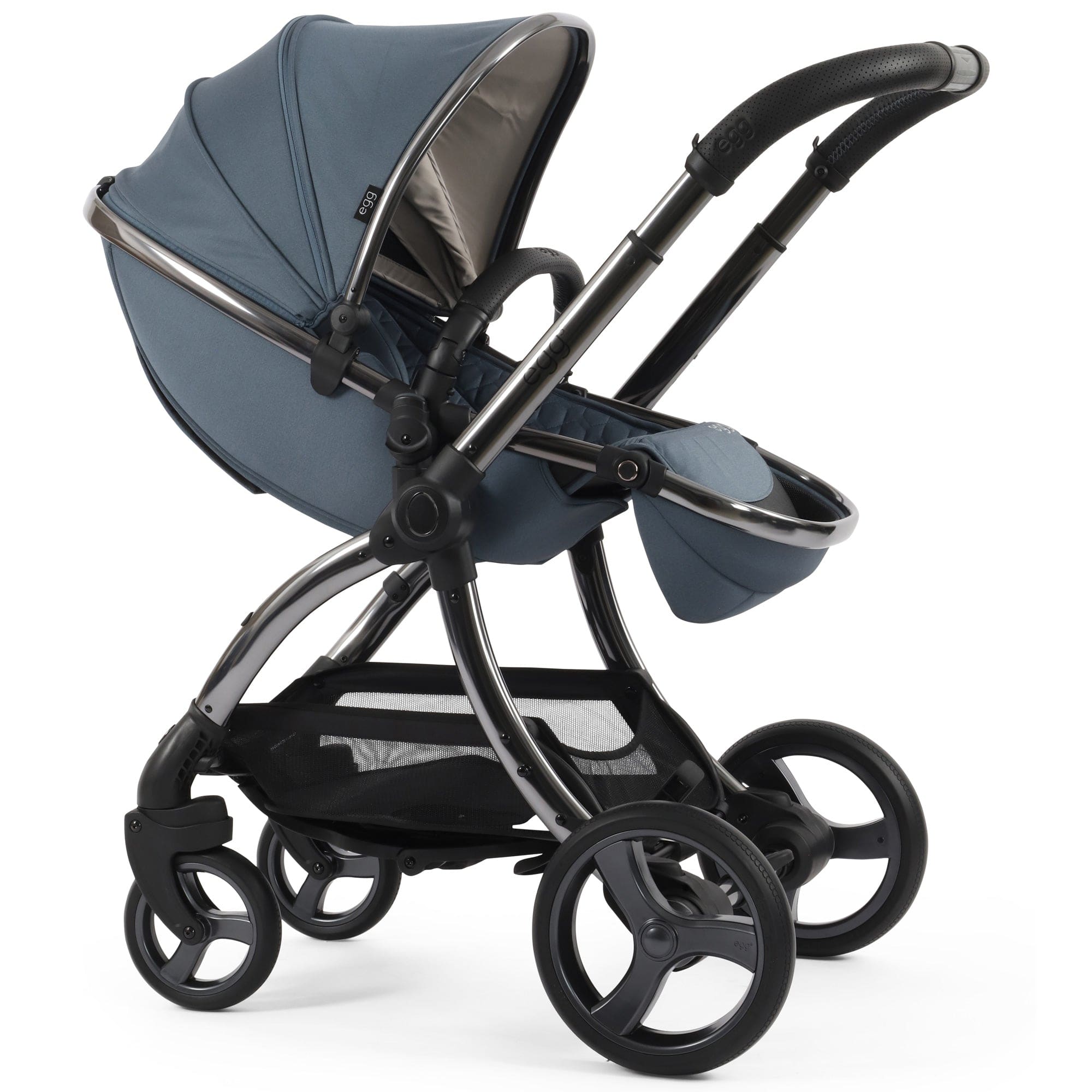 egg3 Luxury Travel System Bundle in Topaz Travel Systems