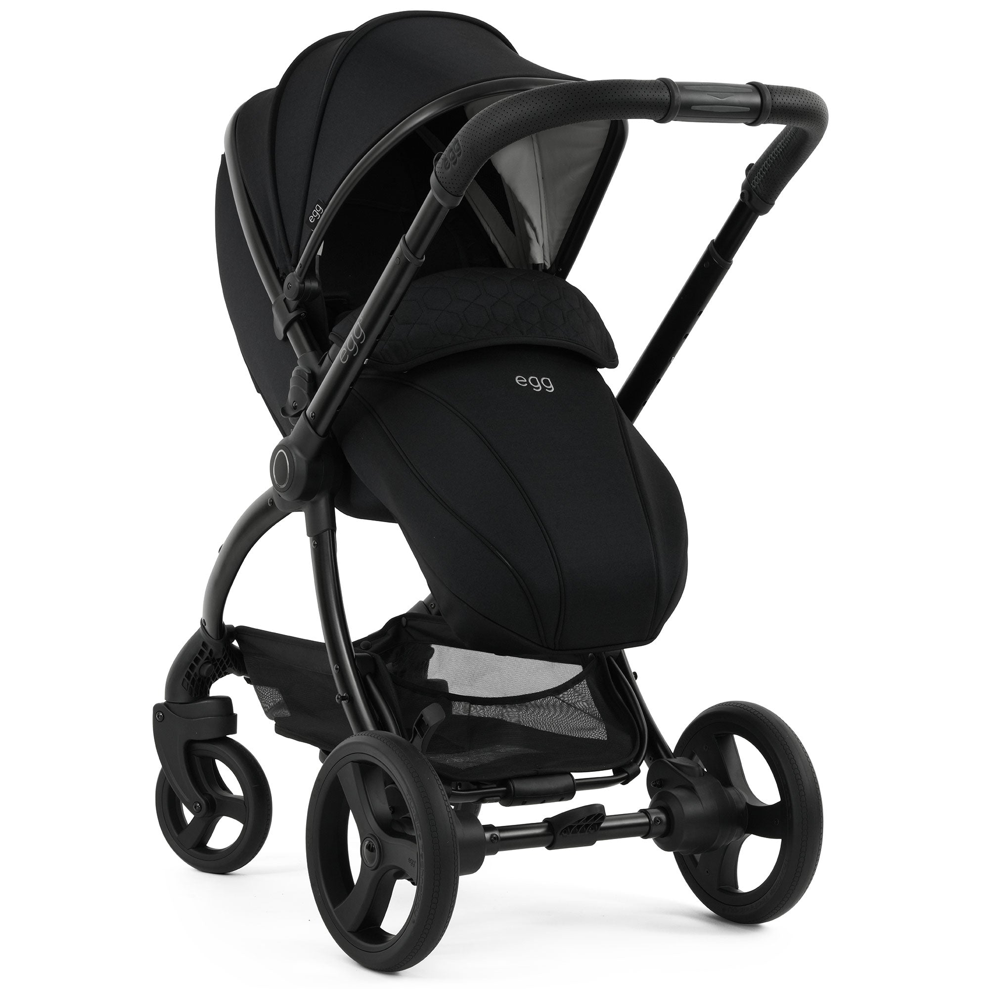 egg3 Luxury Travel System Bundle in Panther