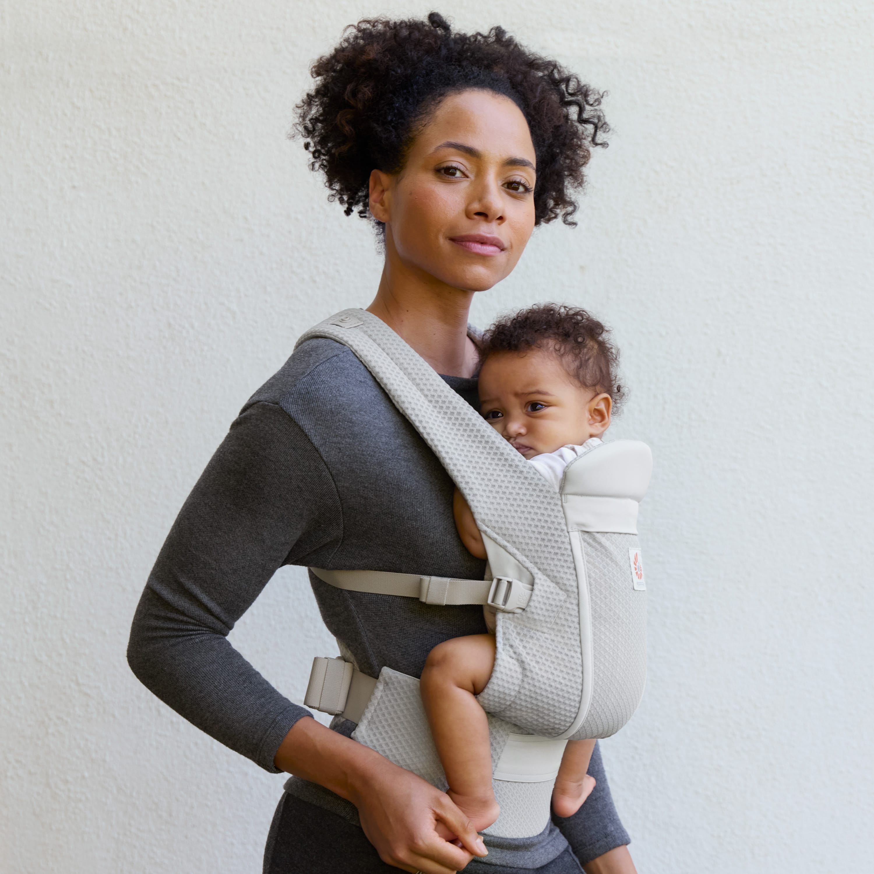 Ergobaby Omni Lite Mesh in Pearl Grey Baby Carriers BCOLTEPRLGRY 1220000760837