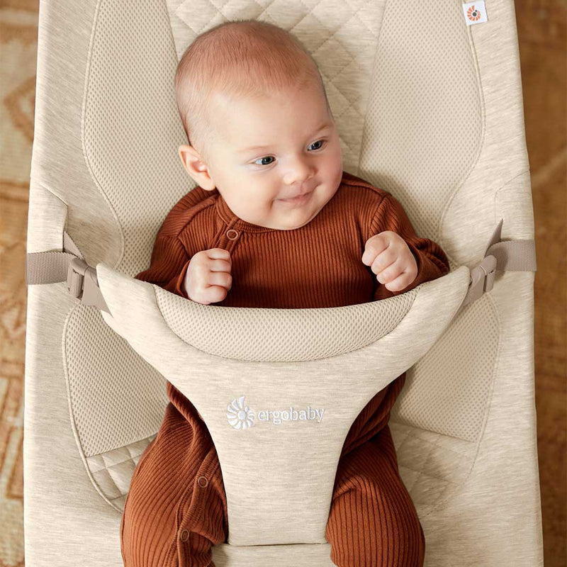 ErgoBaby Evolve Bouncer in Light Grey Rocking Bouncing Cradles