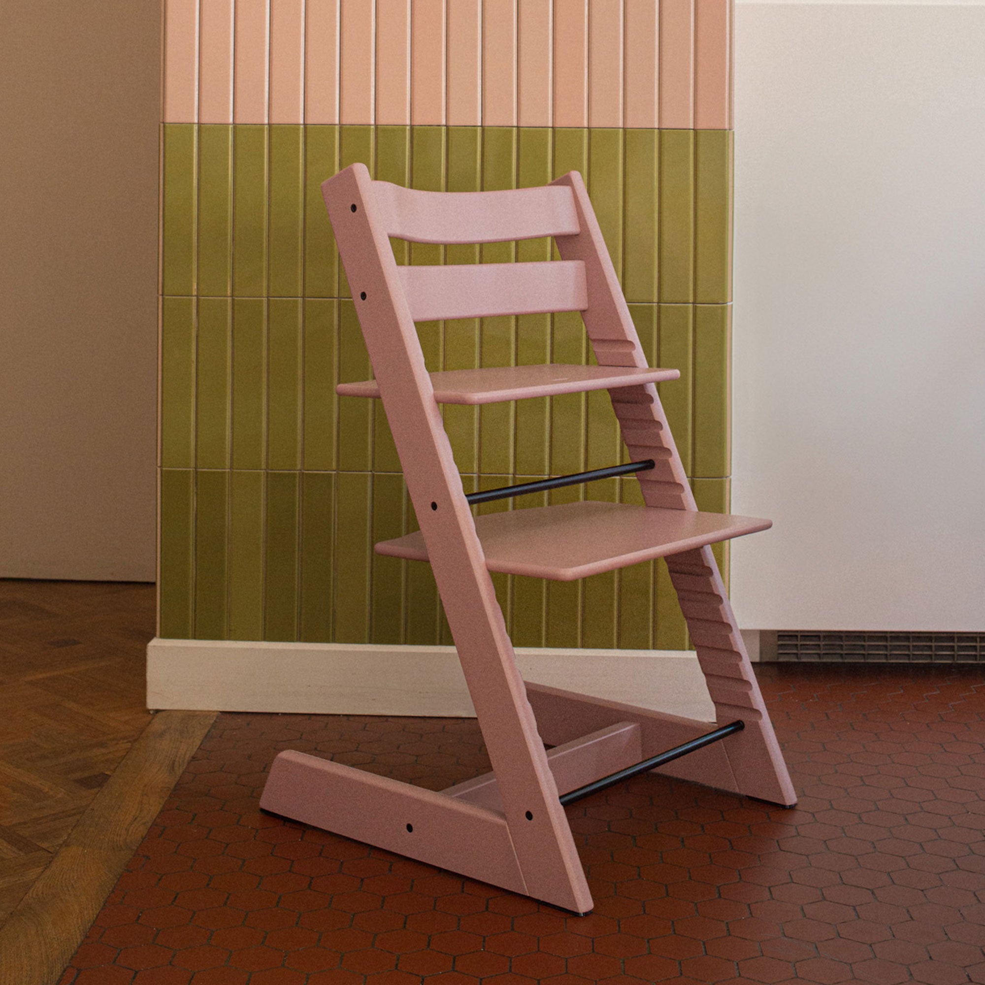 Stokke Tripp Trapp Highchair and Baby Set & Tray in Heather Mauve