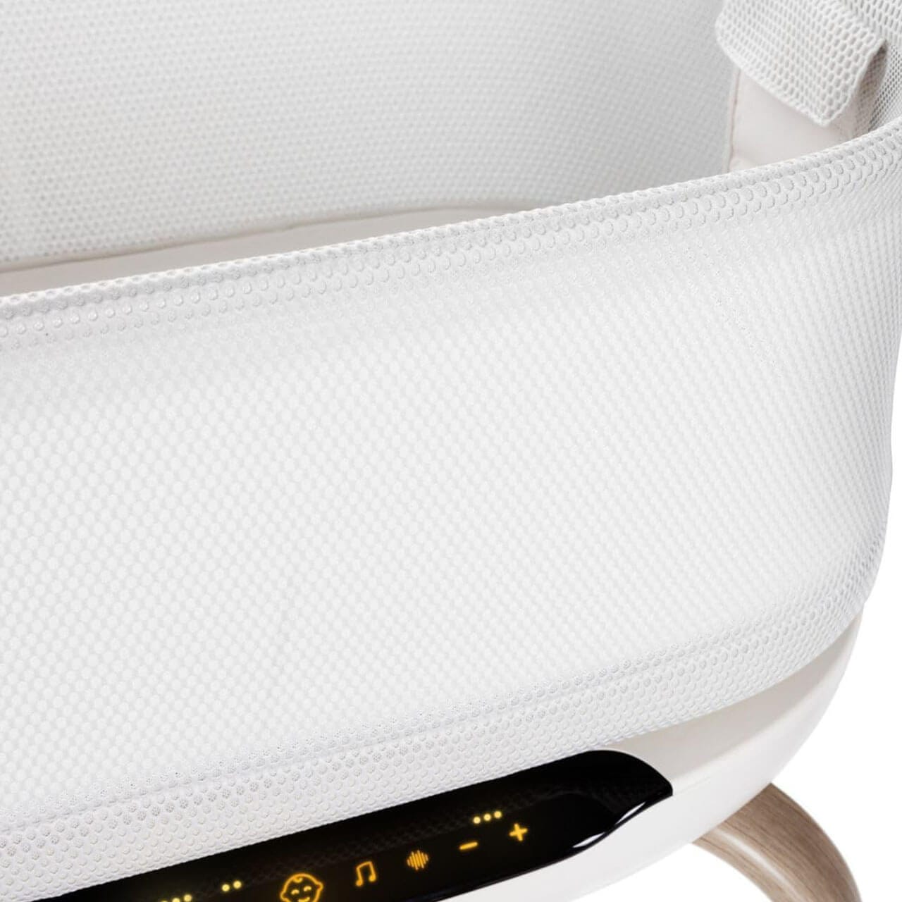 Graco Eluma Nest Bedside Crib in Luna Cribs 9AU999LUNEU 5060624774515