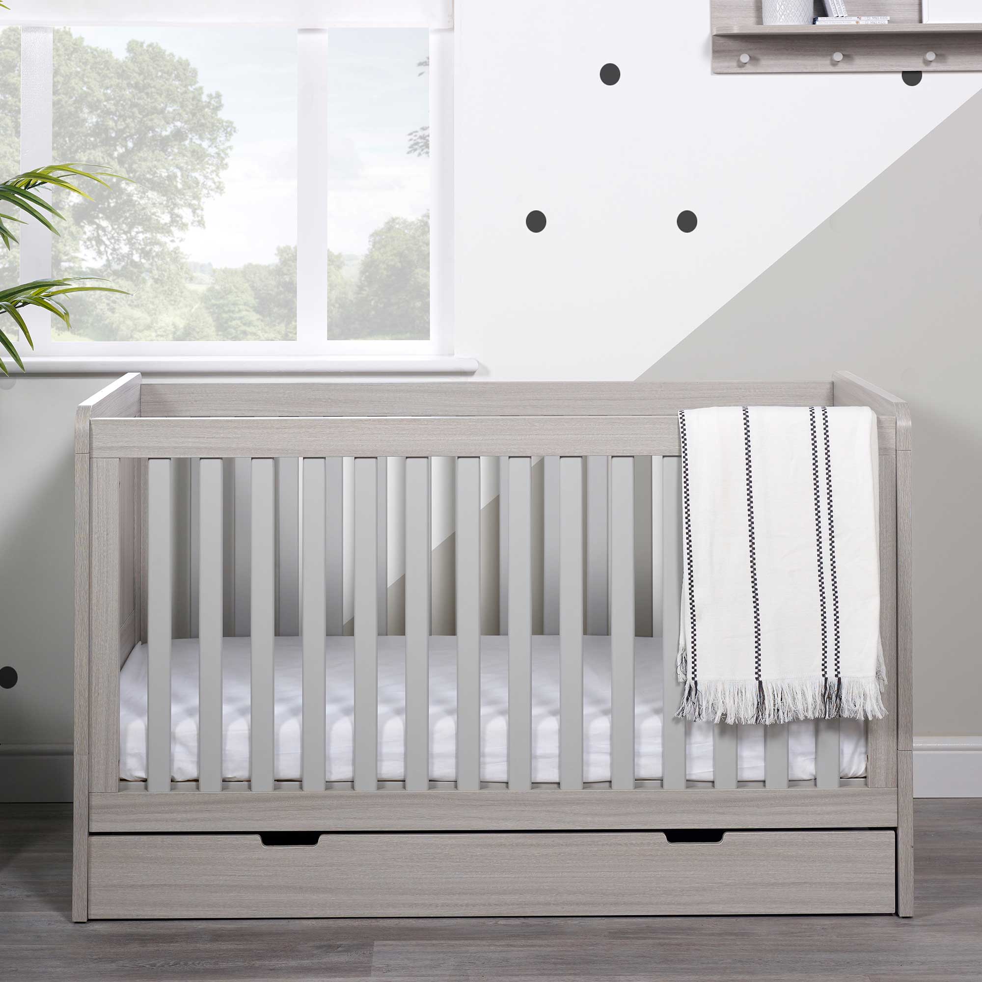 Ickle Bubba Pembrey 4 Piece Furniture Set and Under Drawer Ash Grey Nursery Room Sets