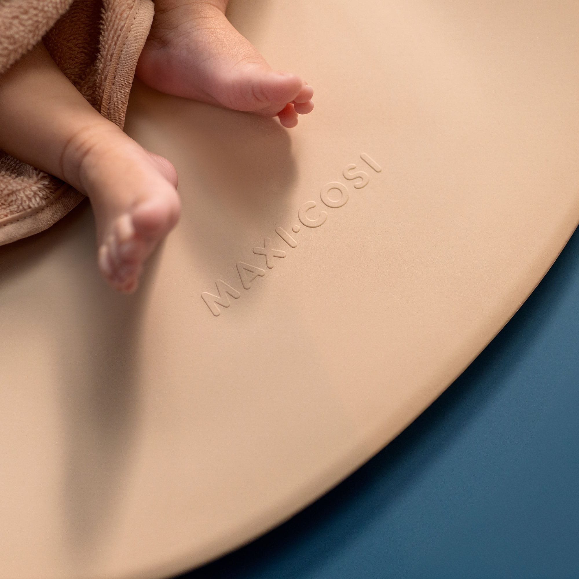 Maxi-Cosi Mavis Changing Mat in Muted Terra Changing Mats 2671172110 3220660011254