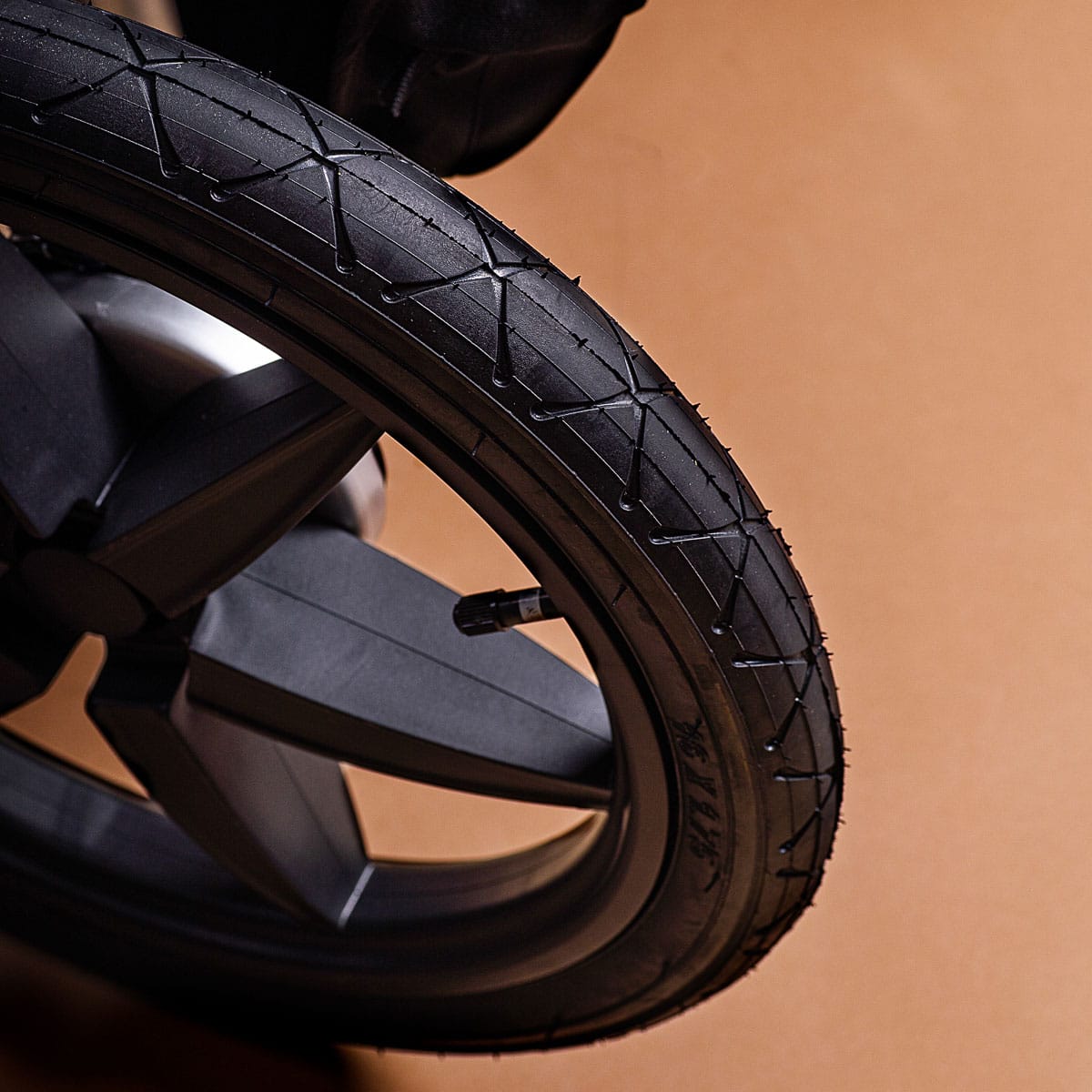 Mountain Buggy Terrain V4 Heritage Collection in Onyx 3 Wheelers MB-TERV4ONYX 9420015782684