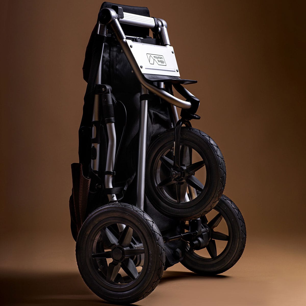 Mountain Buggy Urban Jungle V4 Heritage Collection in Caviar 3 Wheelers mb-ujv4caviar 9420015781830