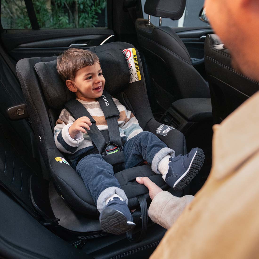 Nuna PRUU 0+/1 Car Seat in Caviar Baby Car Seats CS19300CVRGL 8720874761815