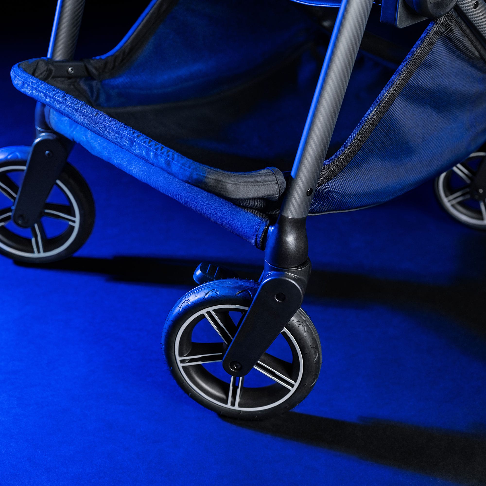 Nuna SWIV Stroller BMW in Umber Pushchairs & Buggies ST18608UMBGL 8721094542239