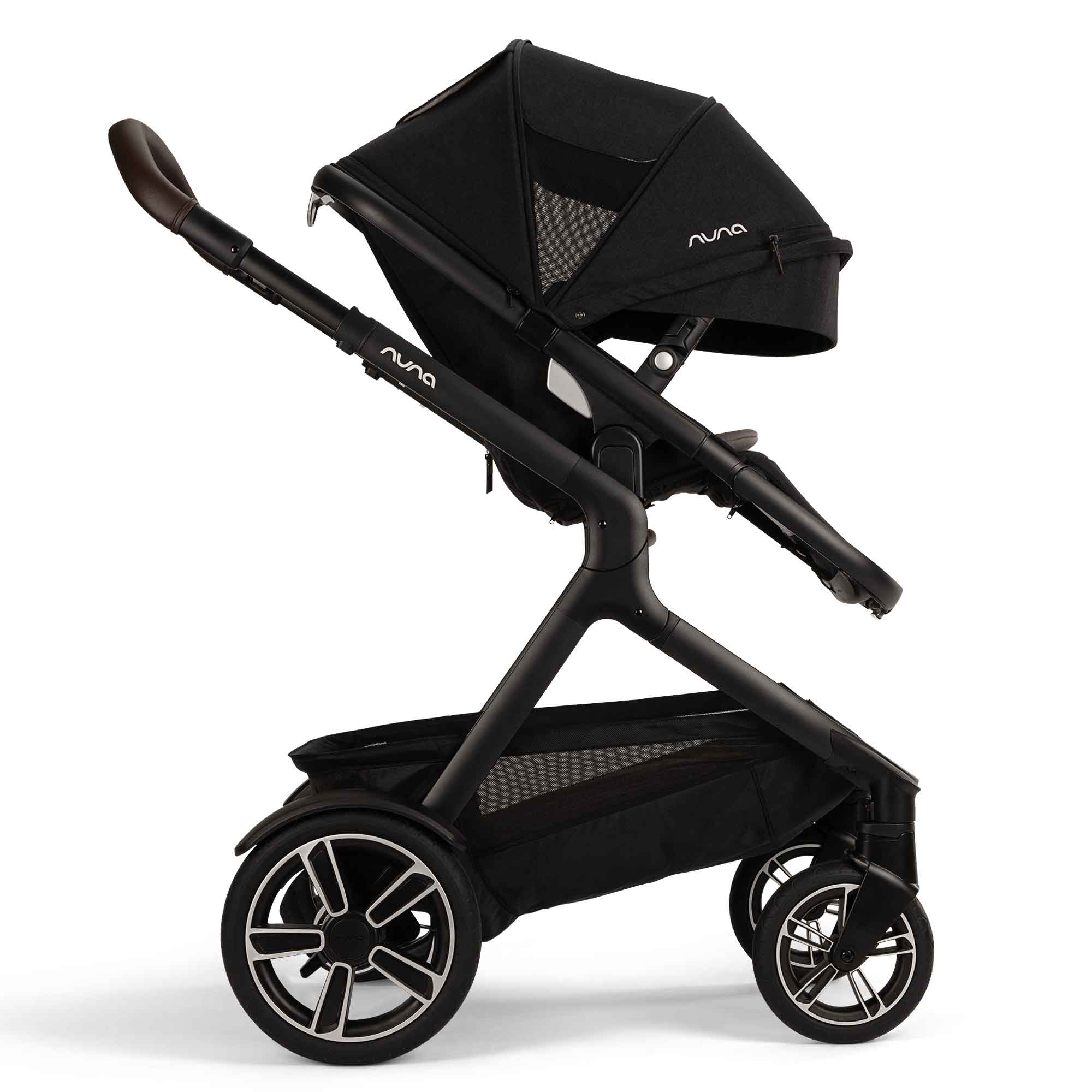 Nuna DEMI Next & PIPA Next Travel System in Caviar Travel Systems Z2BNDEMI1003UK 5056080617565