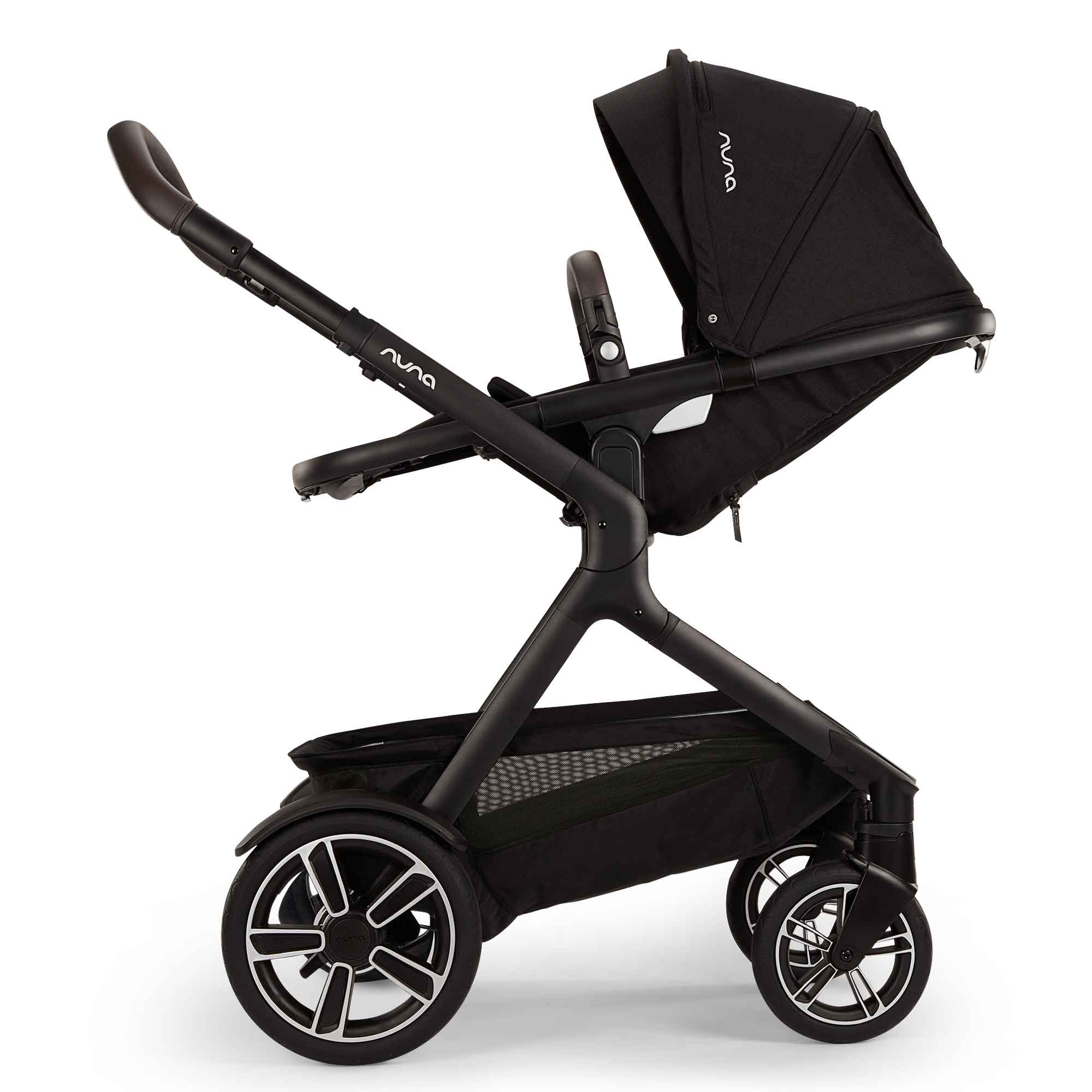 Nuna DEMI Next & PIPA Next Travel System in Caviar Travel Systems Z2BNDEMI1003UK 5056080617565
